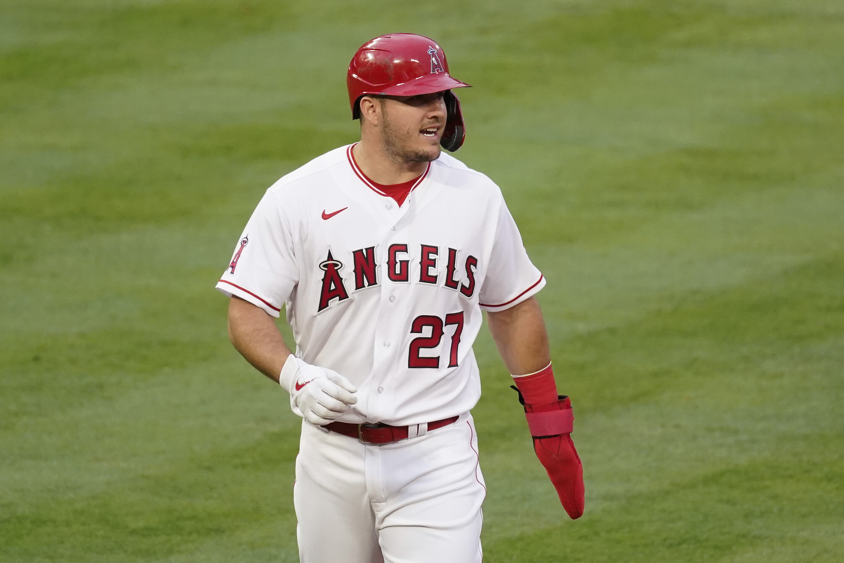 Mike Trout calf strain, Injured athlete, Recovery timeline, Baseball setback, 2860x1910 HD Desktop