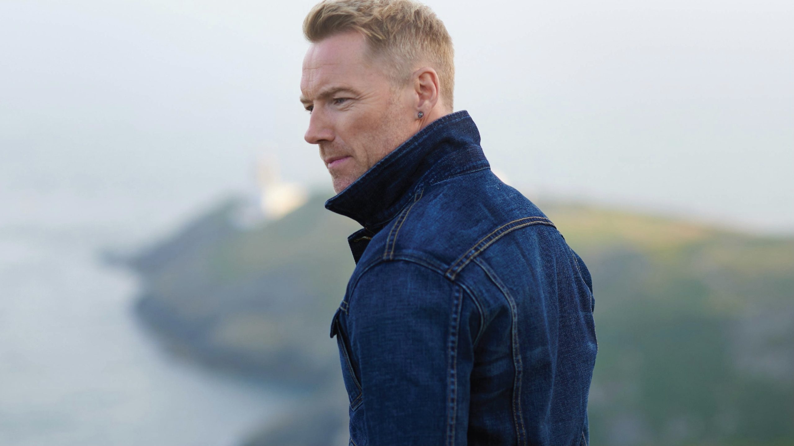 Ronan Keating, New album Songs from Home, 2560x1440 HD Desktop