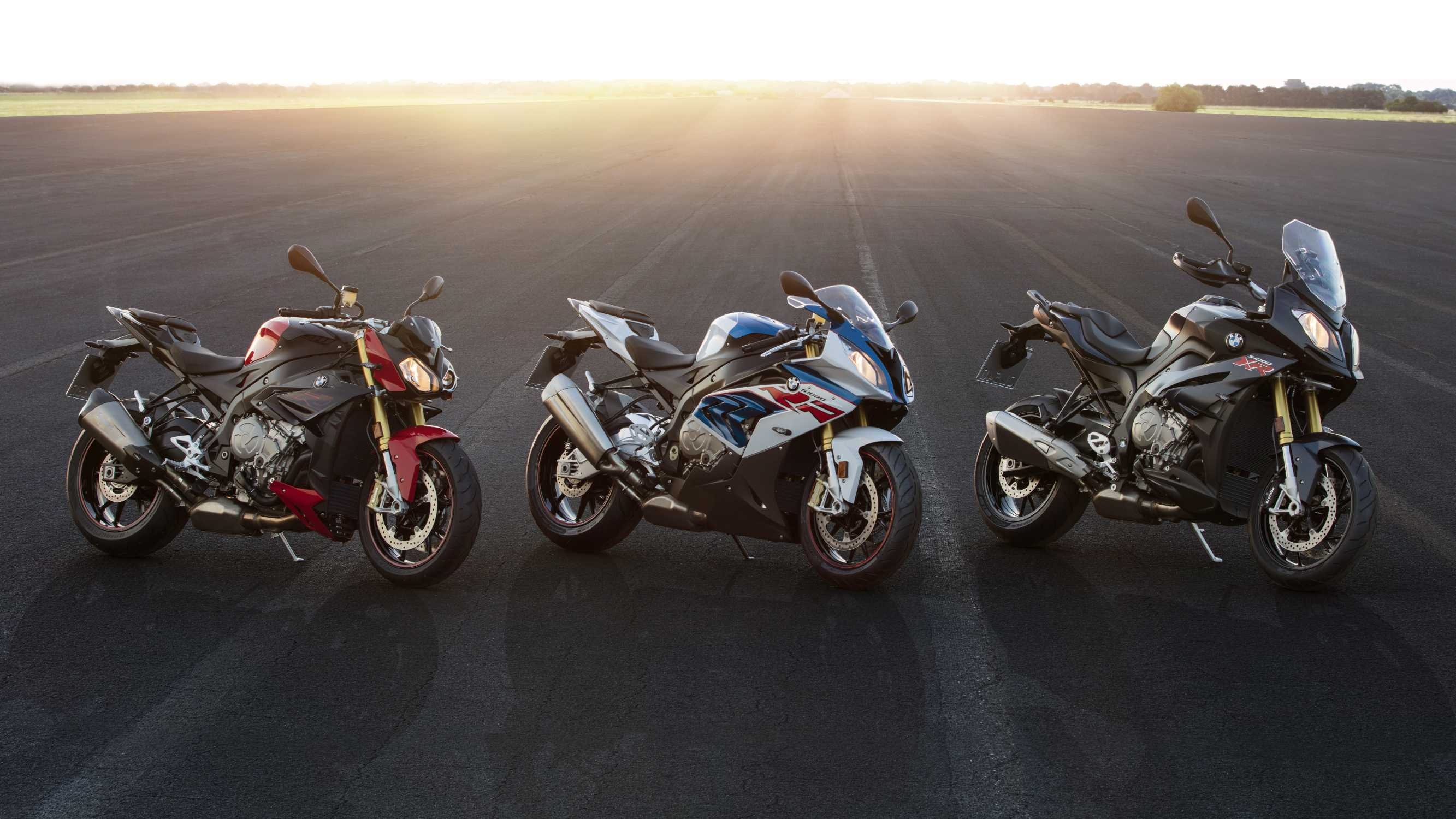 BMW S 1000 XR, Unrivaled performance, Perfect balance, Pure riding pleasure, 2670x1500 HD Desktop