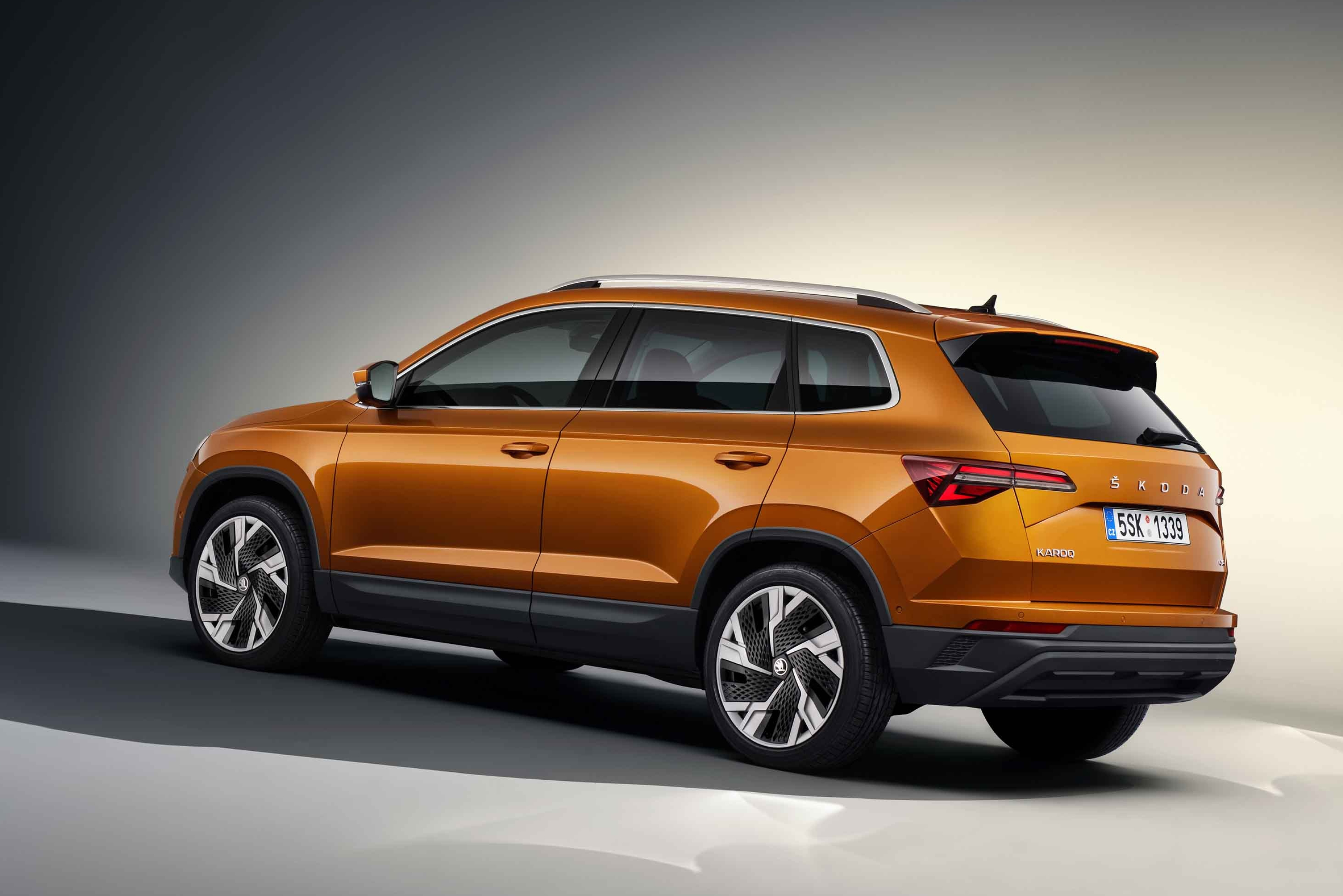 Skoda Karoq, 2022 model, Dailyrevs, Compact SUV, 3240x2160 HD Desktop