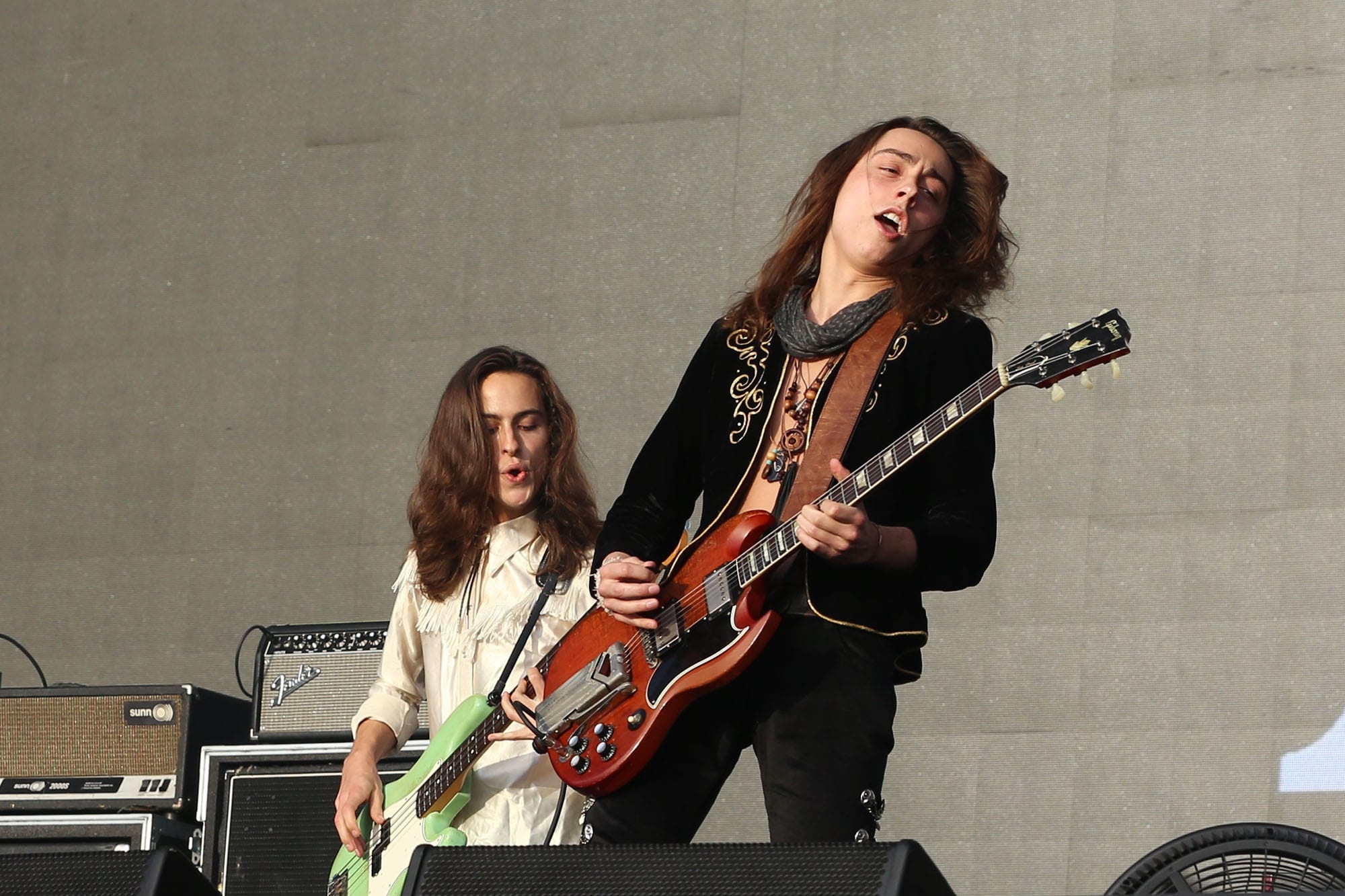 Greta Van Fleet, Lollapalooza, Guitarras al atardecer, Silencio, 2000x1340 HD Desktop