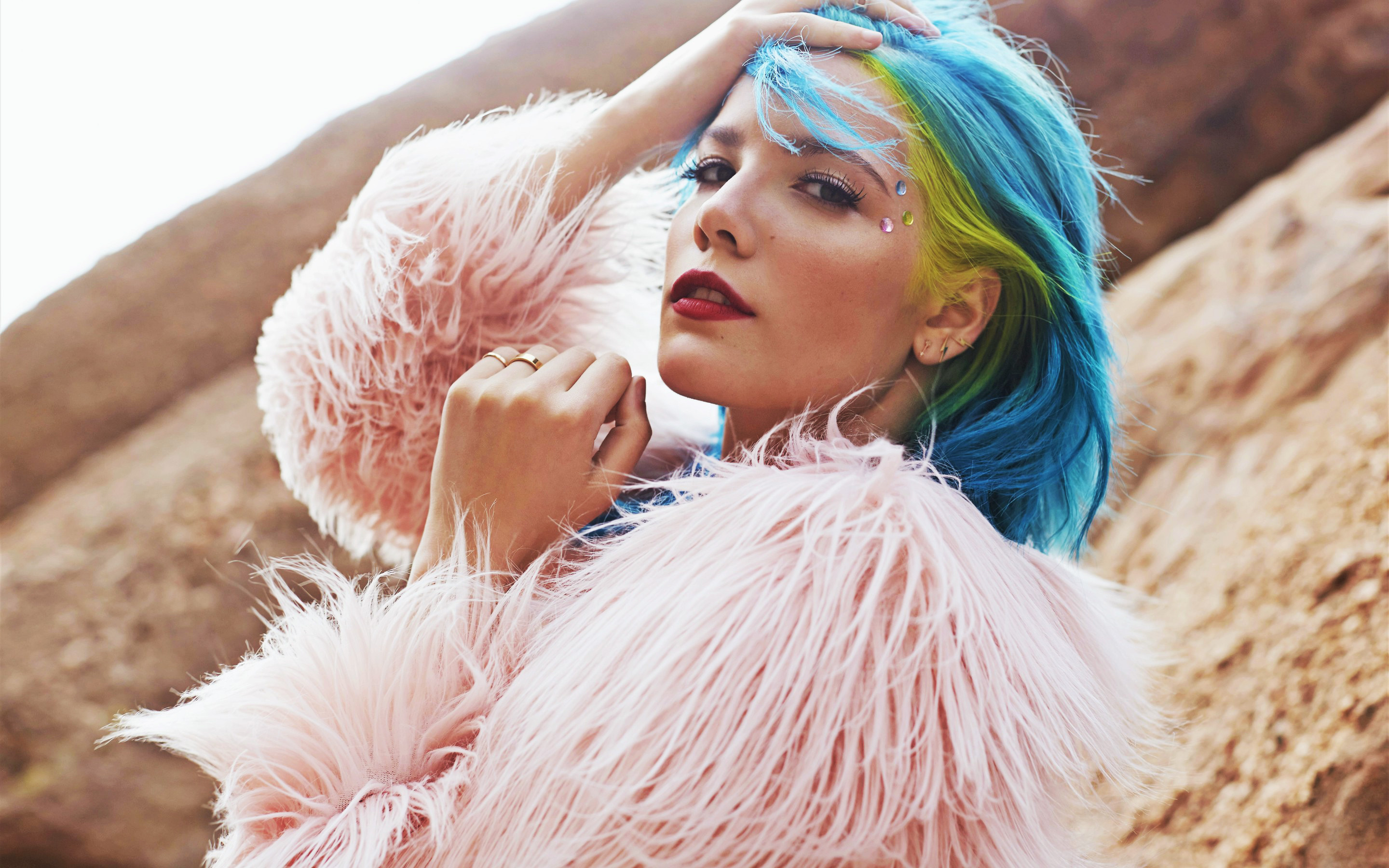 Halsey, 4K photoshoot, American singer, Celebrity portrait, 2880x1800 HD Desktop