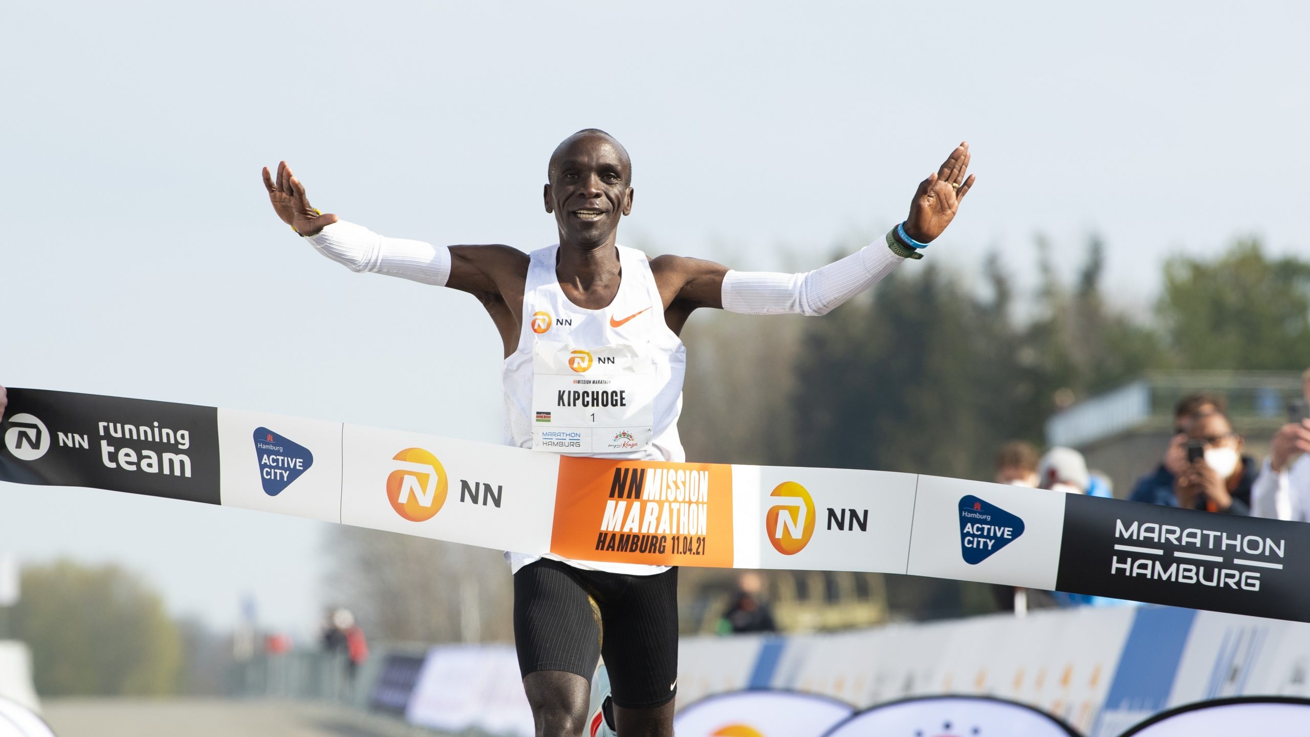 Marathon, Mission accomplished, Eliud Kipchoge, 20430, 2560x1440 HD Desktop