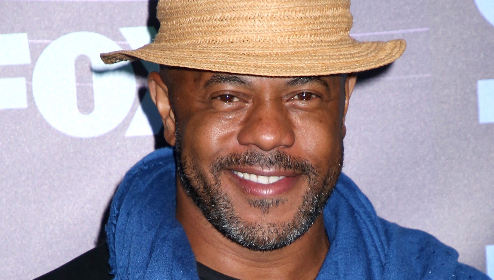 Rockmond Dunbar, TV Shows, Disney Lawsuit, Vaccine Mandate, 2040x1160 HD Desktop