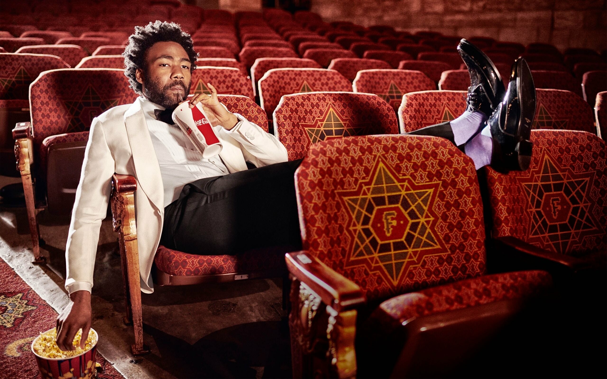 Donald Glover cinema, Hollywood photoshoot, 2560x1600 HD Desktop