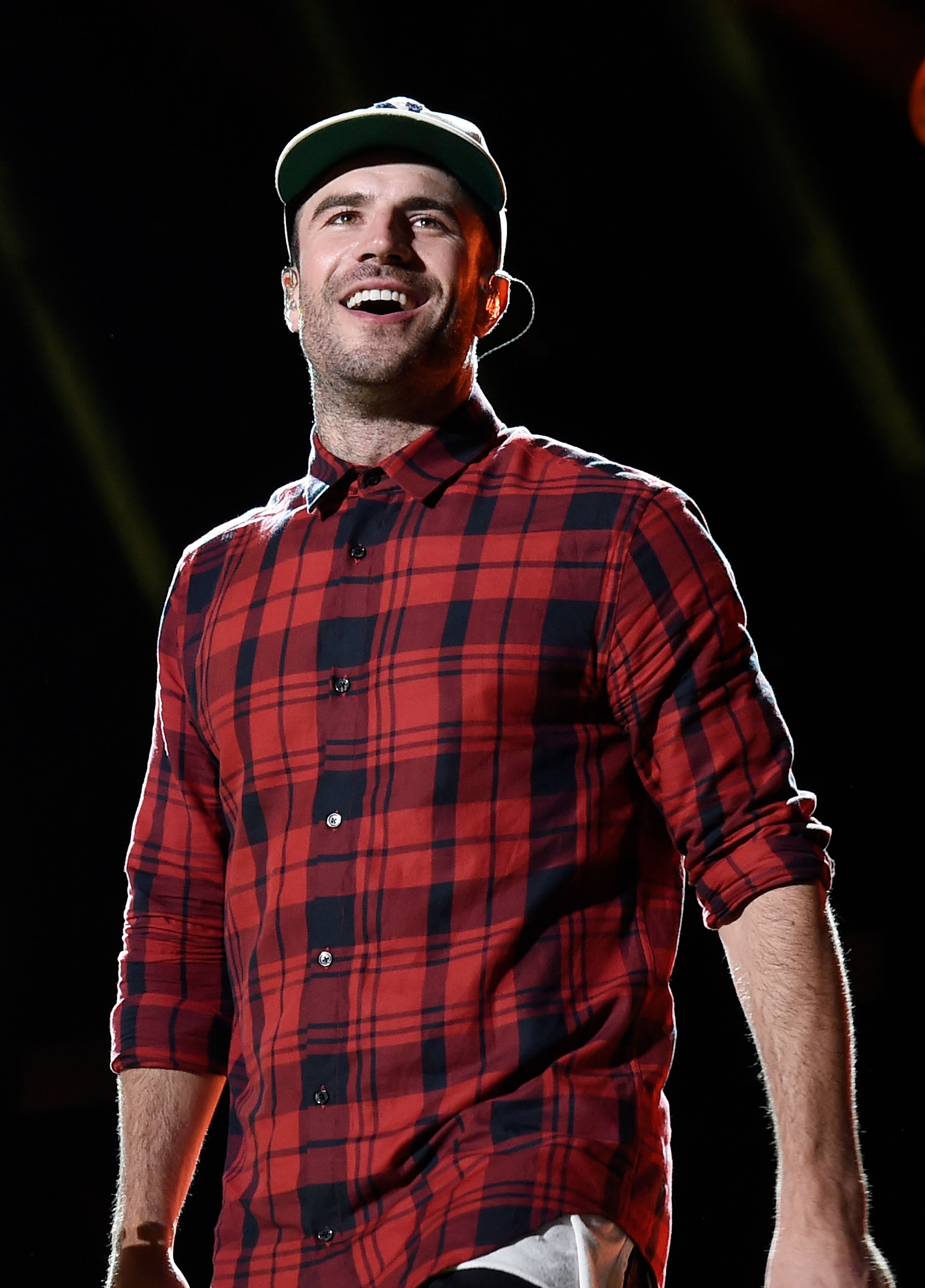 Sam Hunt, Dating rumors, Famous women, 2160x3000 HD Phone