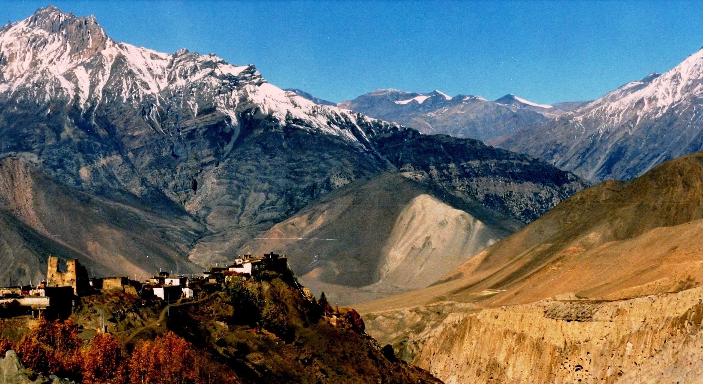 Jarkot, Nepal Wallpaper, 2340x1280 HD Desktop