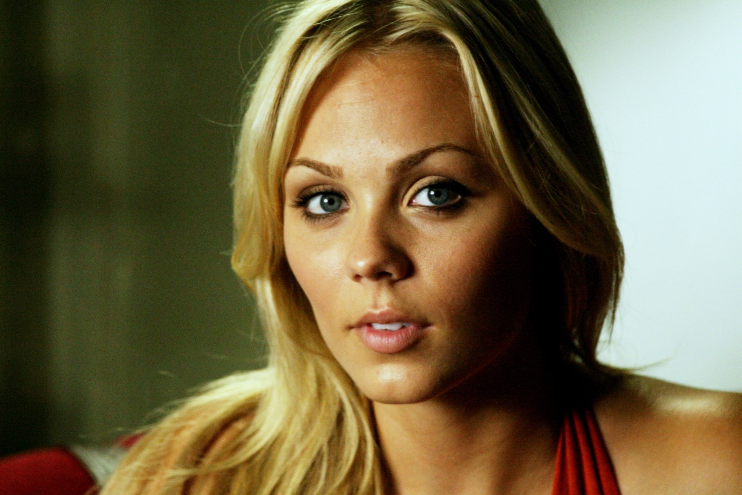 Laura Vandervoort images, Laura wallpaper, Photos, 2560x1710 HD Desktop