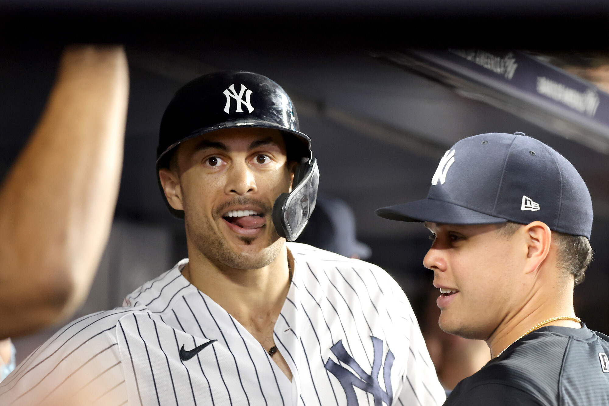 Giancarlo Stanton, Thriving, Yankees reality, 2000x1340 HD Desktop