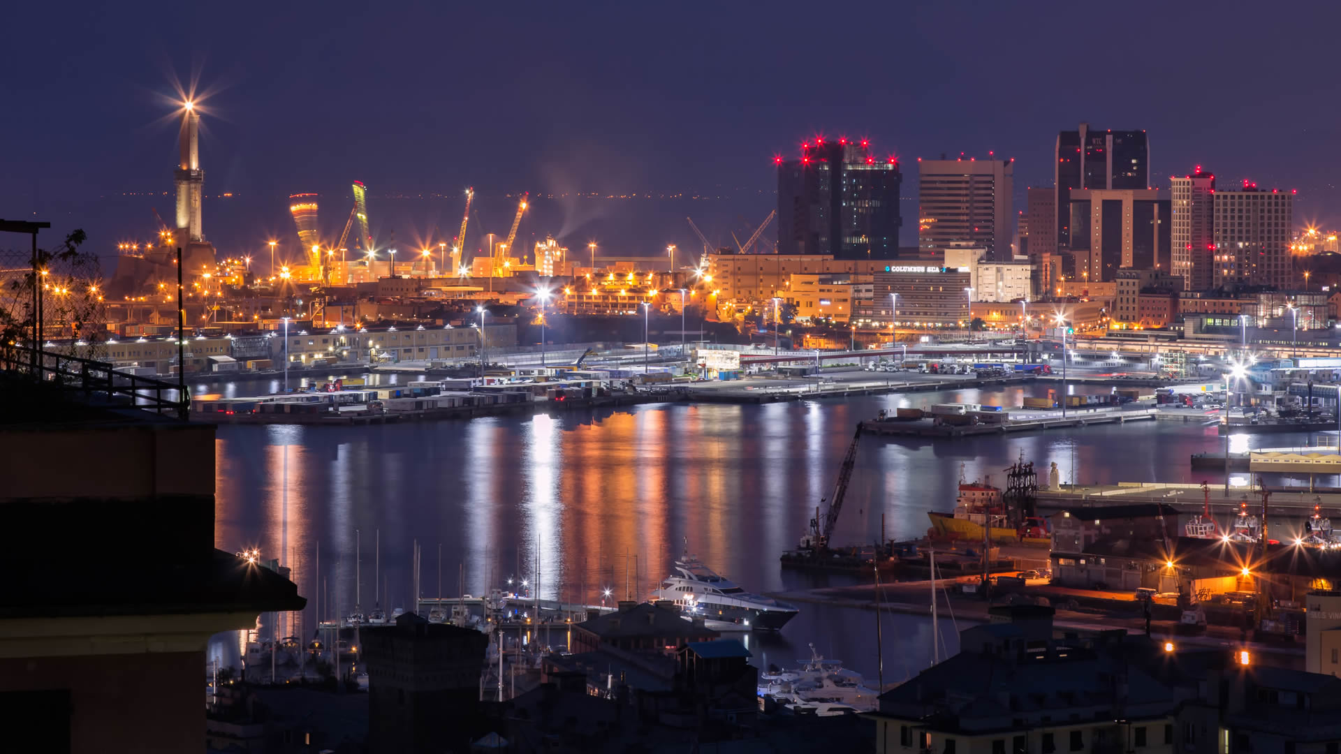 Genova Italy, Hotel Aquarium, 3 stars, Near station, 1920x1080 Full HD Desktop