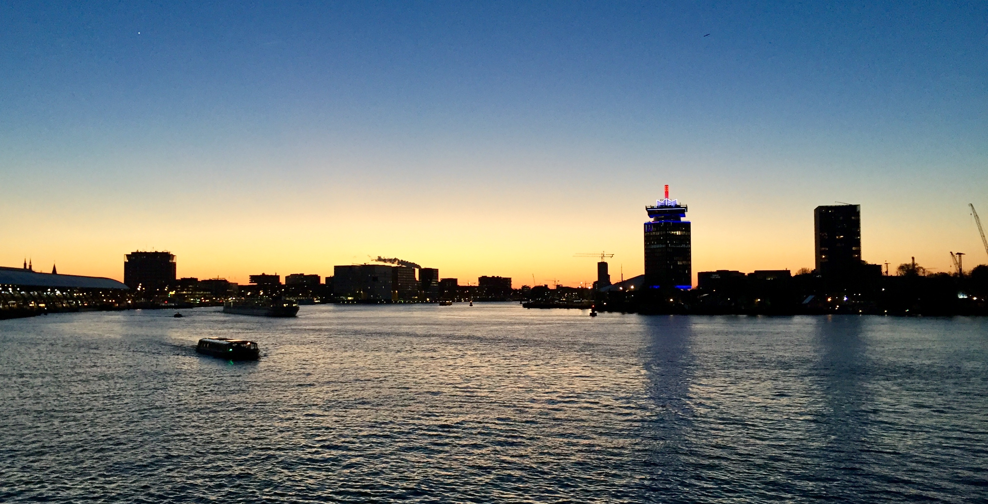 Amsterdam Skyline, Travels, Tulpenblte, April, 3170x1620 HD Desktop