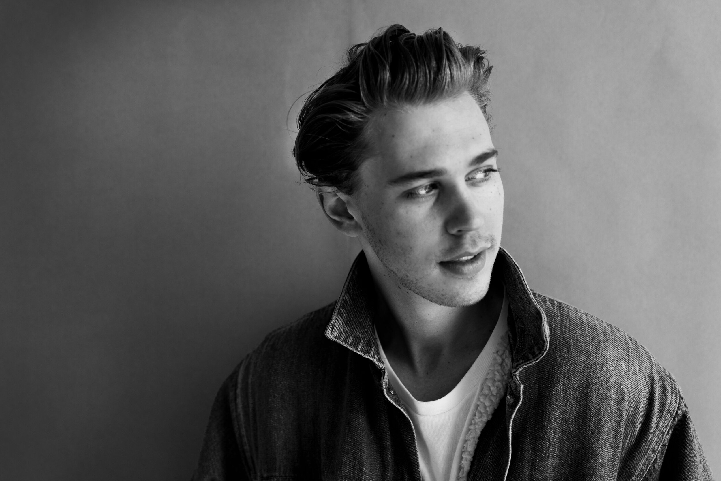 Austin Butler, Celebrity portraits, Austin Butler photoshoot, Austin Butler, 2500x1670 HD Desktop