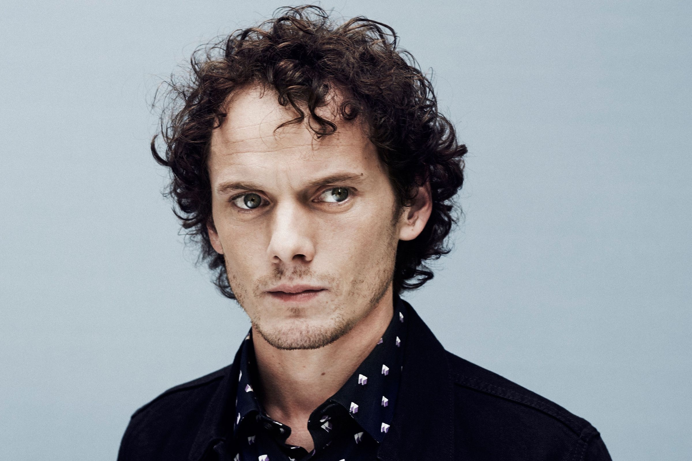 Anton Yelchin, Inspiring images, Acting talent, Endearing smile, 2400x1600 HD Desktop