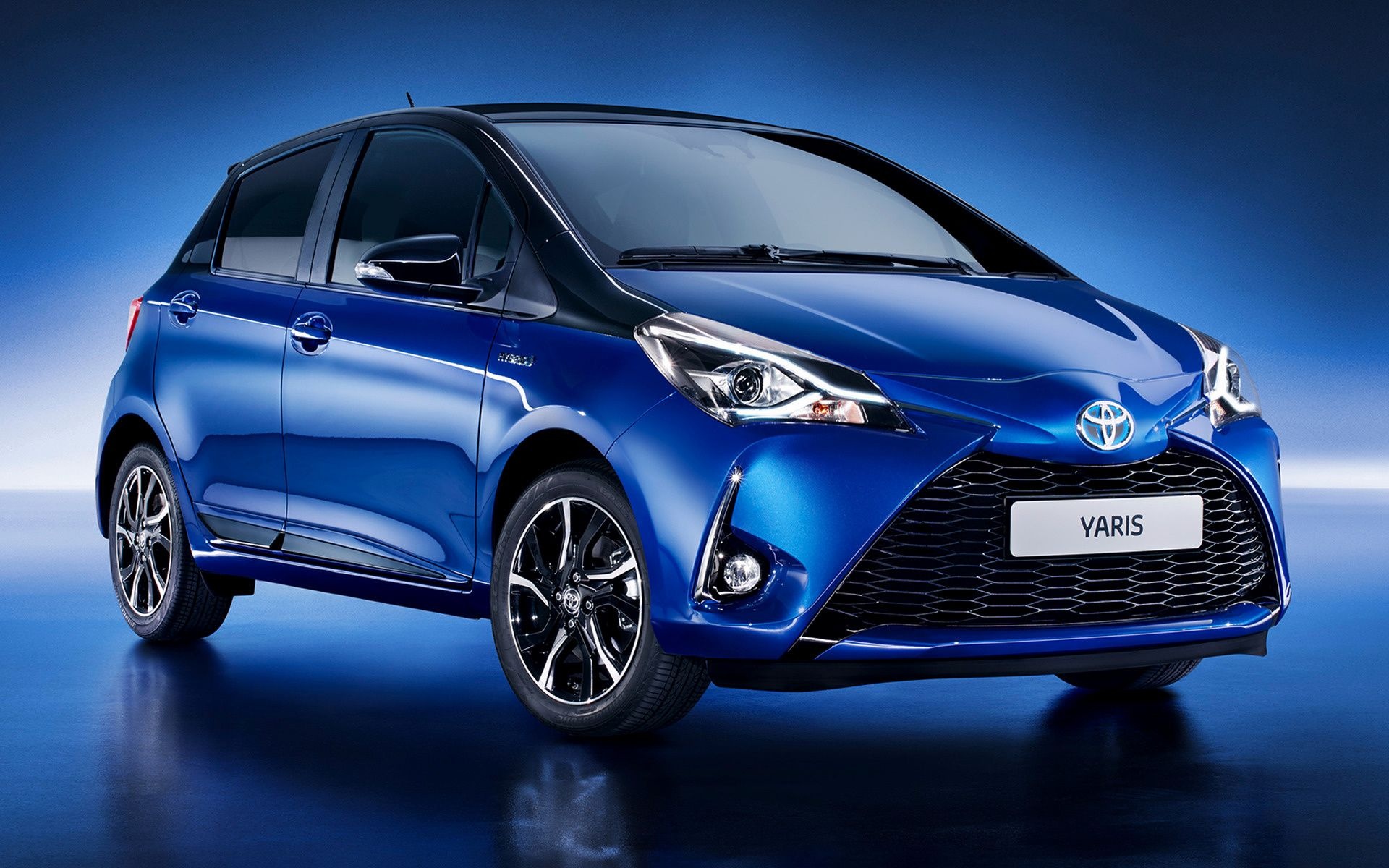 Toyota Yaris, Compact car, Sporty performance, Affordable price, 1920x1200 HD Desktop