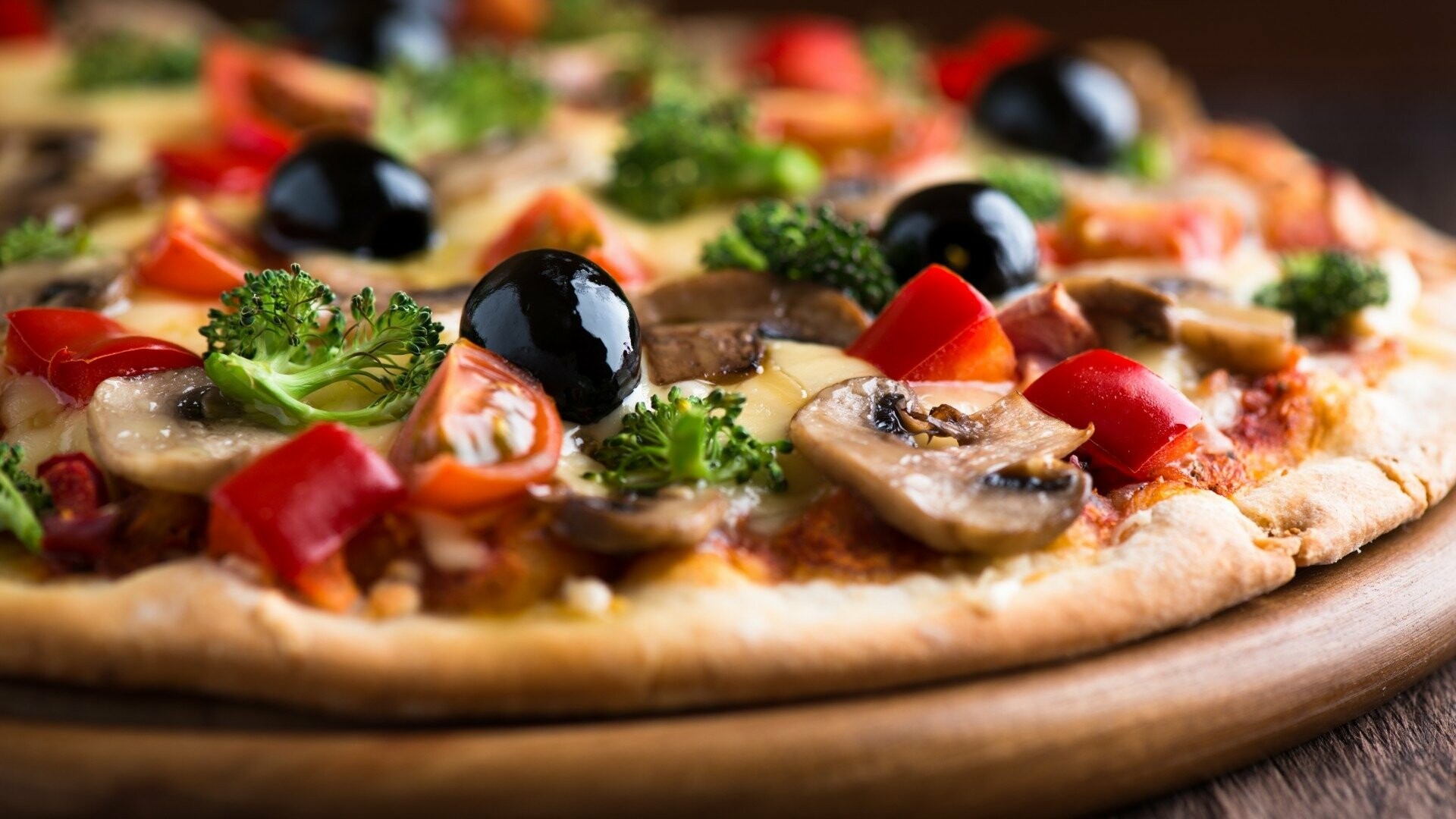 Pizza indulgence, Cheesy goodness, Irresistible flavors, Ultimate comfort food, 1920x1080 Full HD Desktop