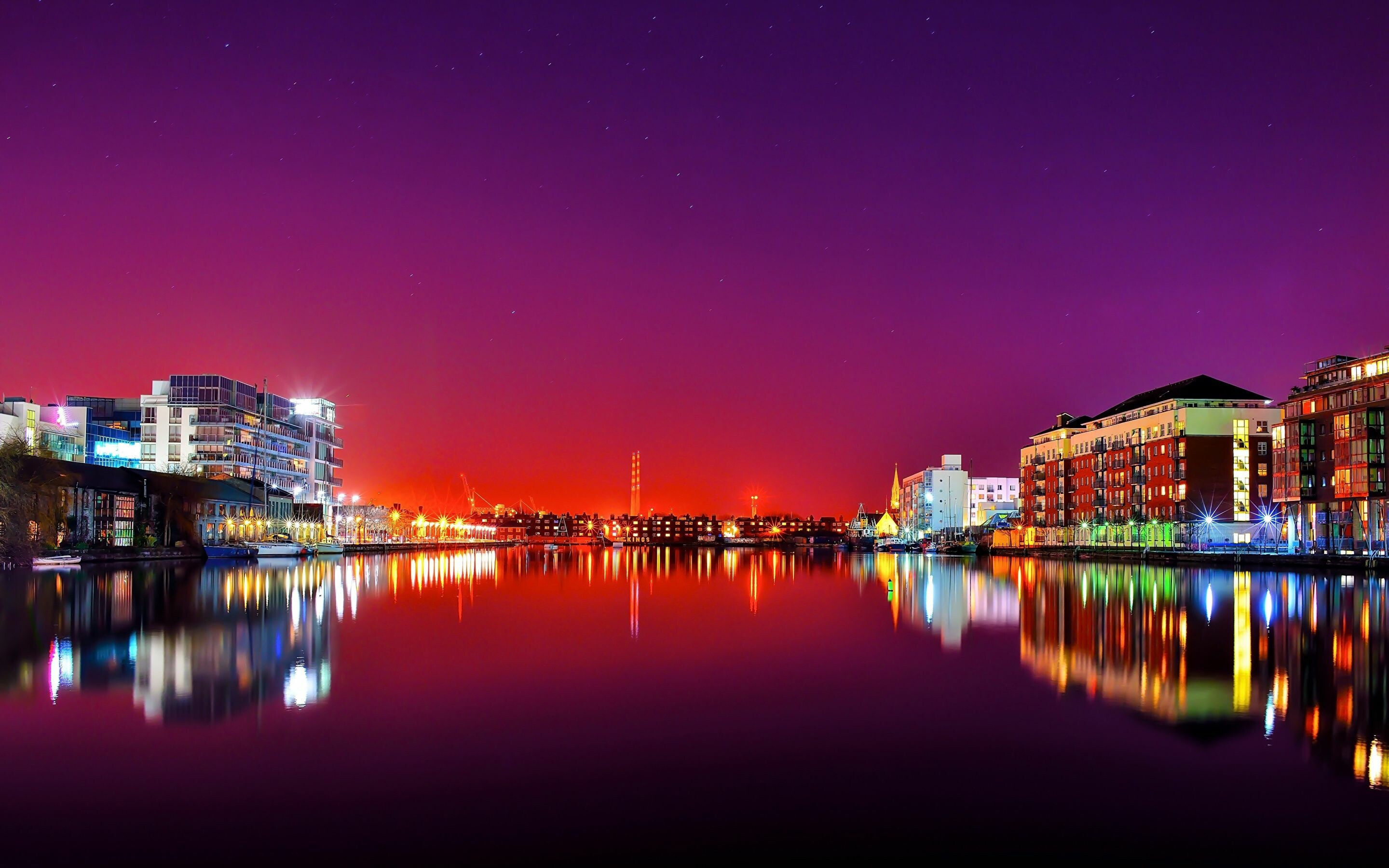 Dublin, City vibes, Vibrant streets, Cultural hub, 2880x1800 HD Desktop