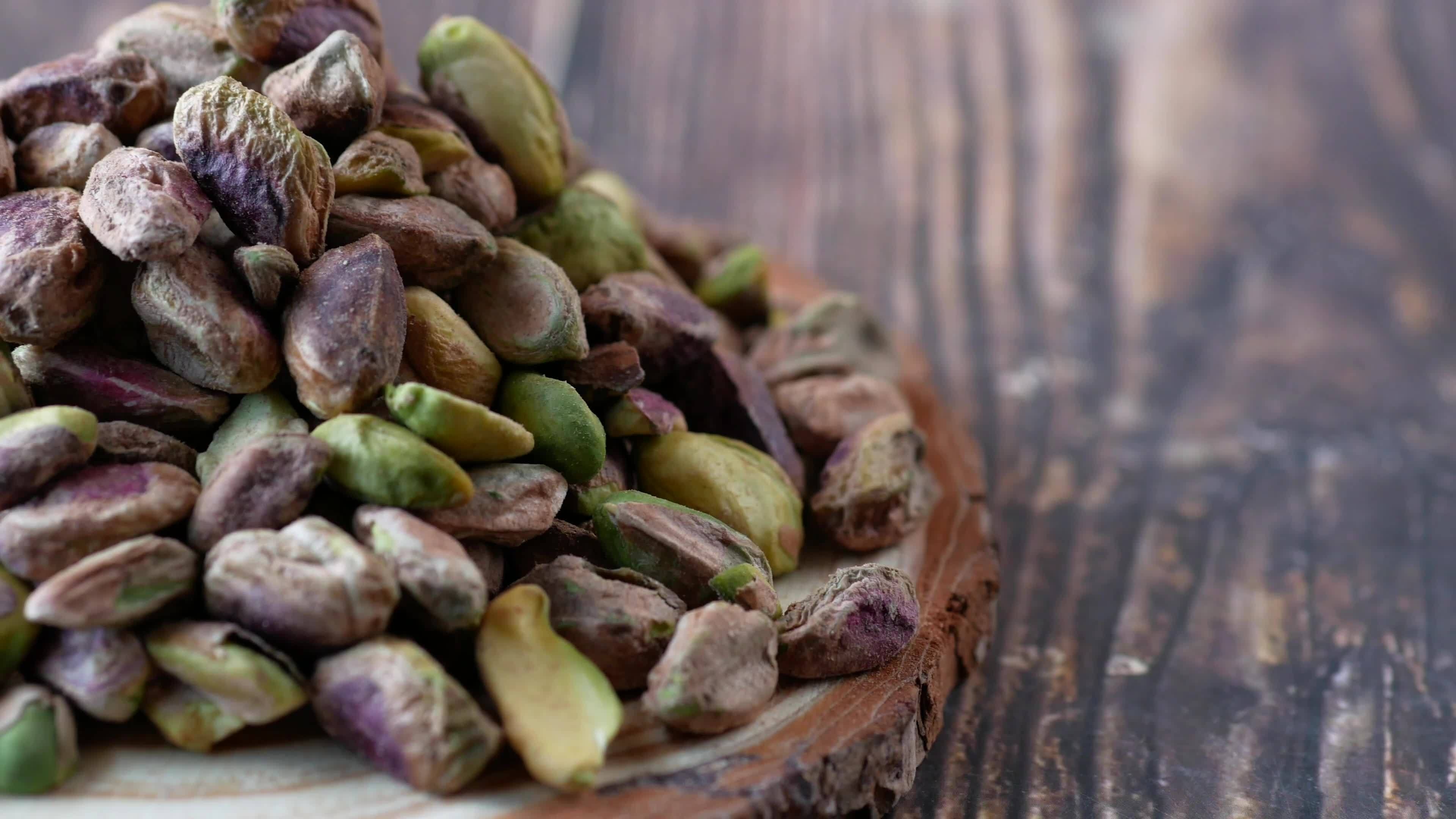 Natural pistachios, Bowl, Detail shot, Stock video, 3840x2160 4K Desktop