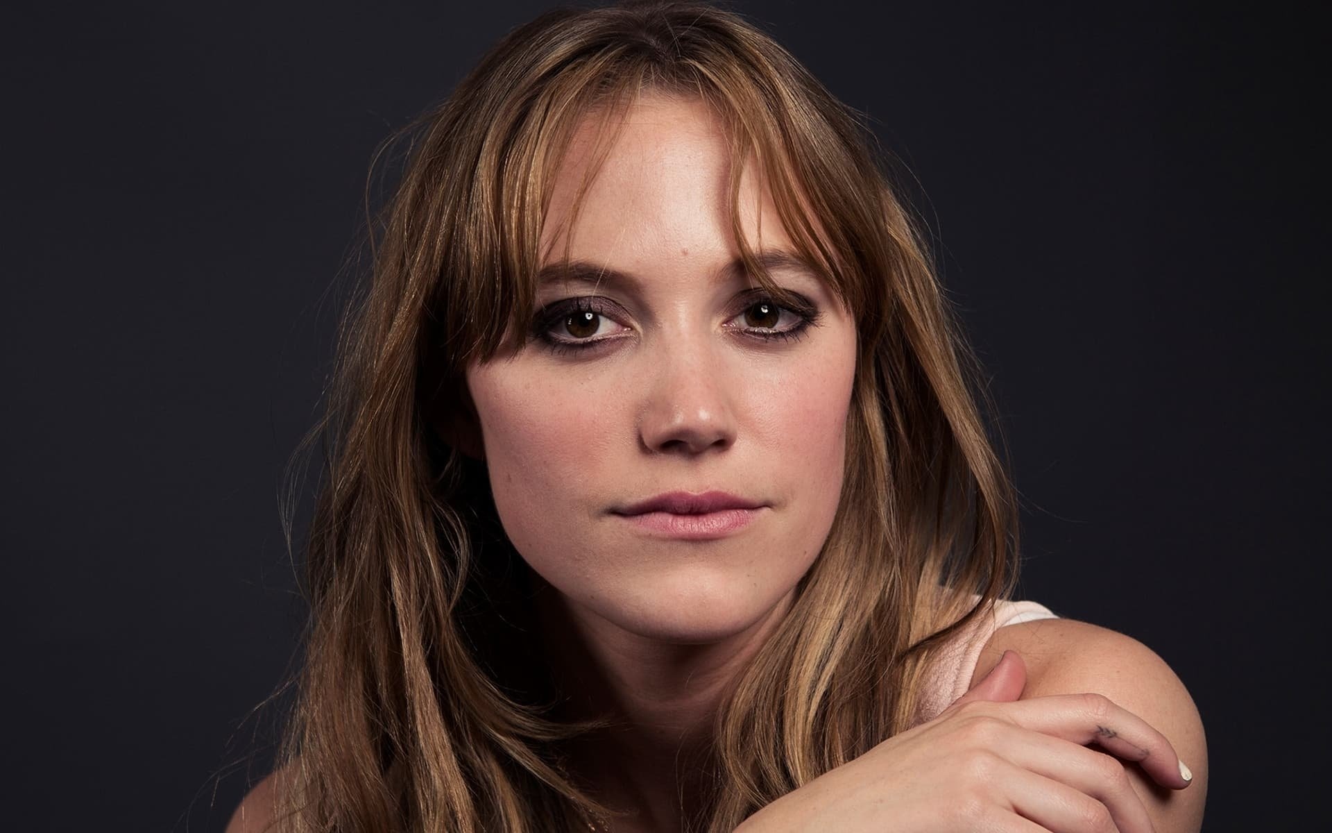 Maika Monroe movies, Maika Monroe wallpaper, HD background image, 1920x1200 HD Desktop