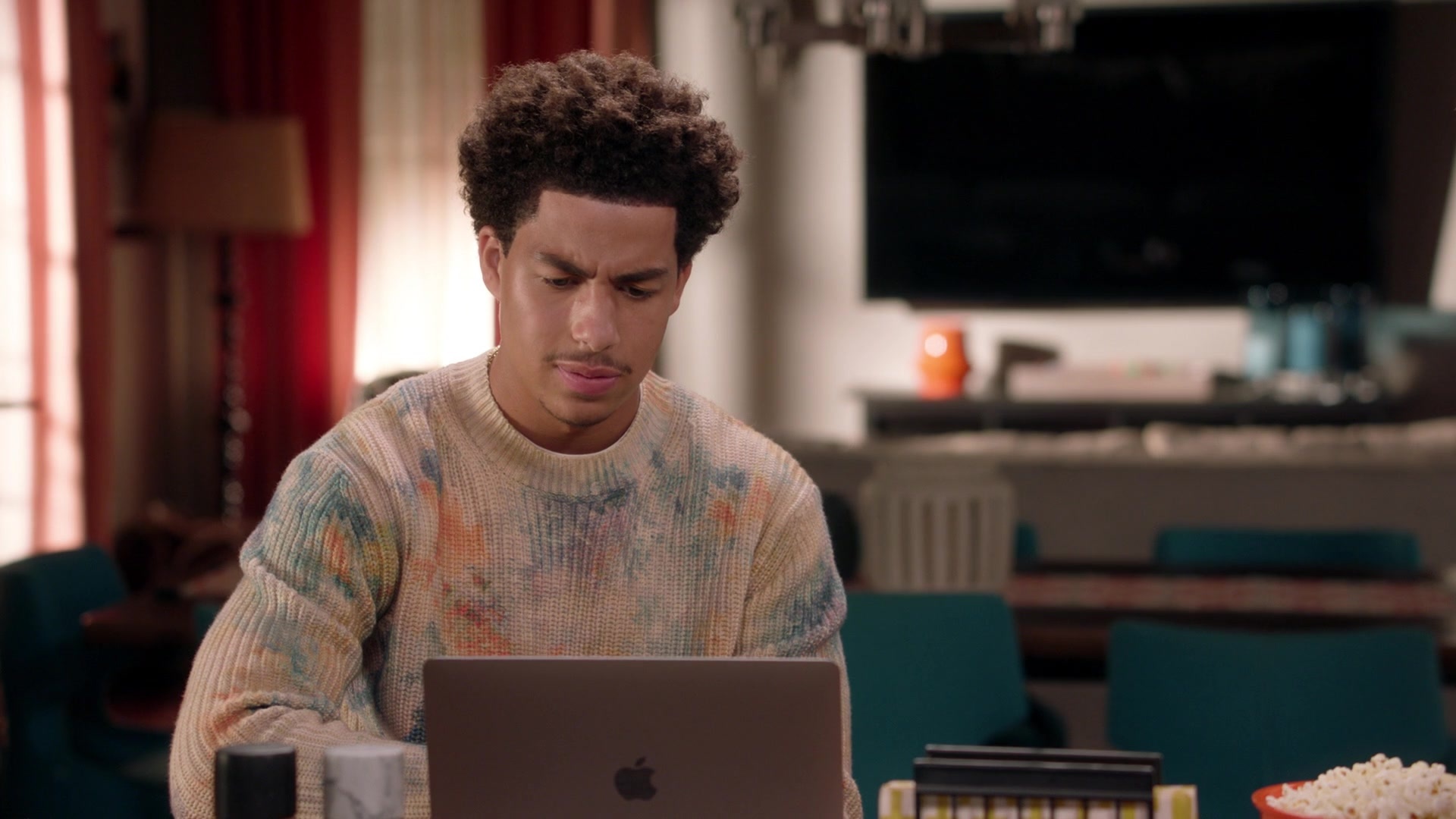 Black-ish, Marcus Scribner, MacBook Pro laptop, TV series, 1920x1080 Full HD Desktop