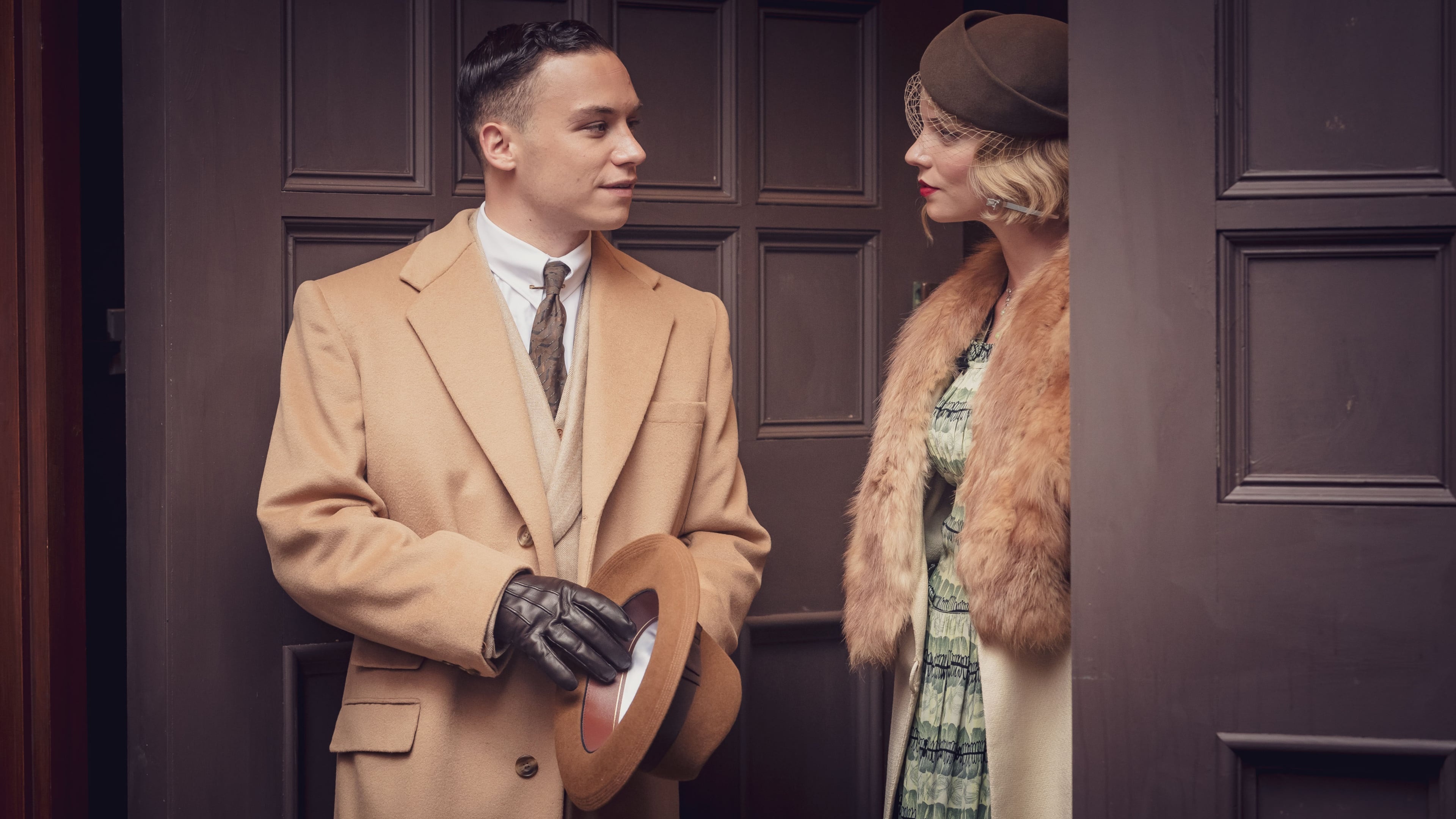 Finn Cole, Wallpapers posted by Zoey Thompson, 3840x2160 4K Desktop