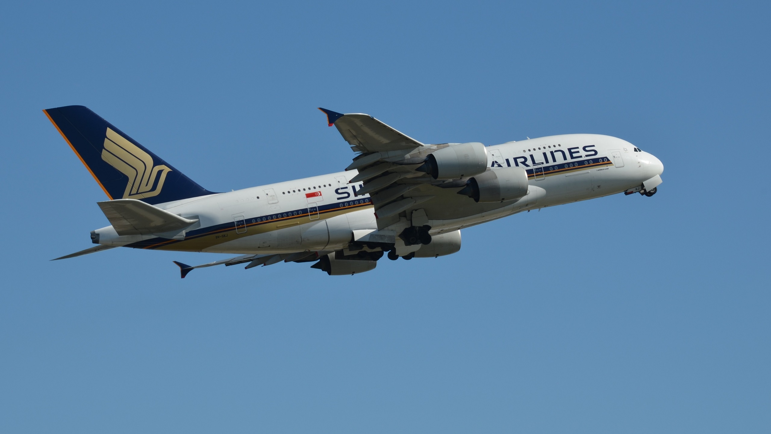 Singapore Airlines Airbus A380, Sydney Australia, 9V-SKJ, 2560x1440 HD Desktop