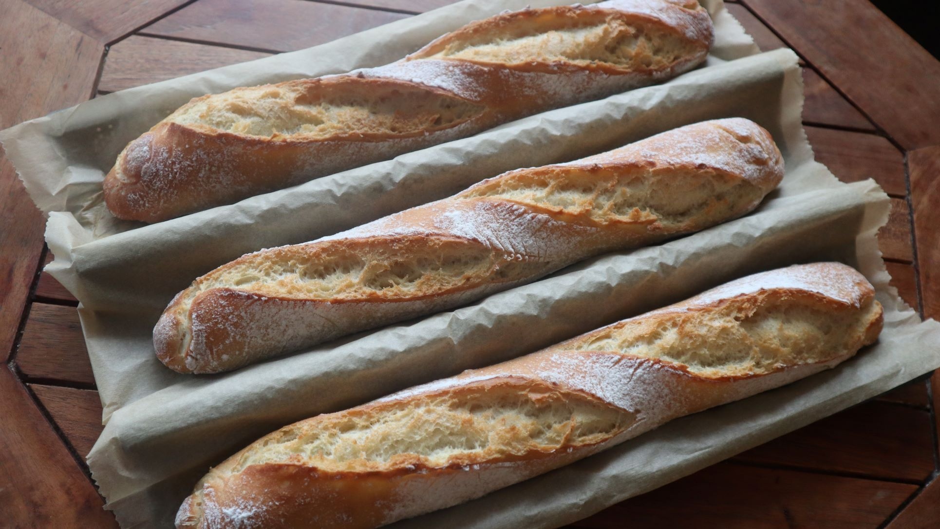 Authentic baguette, Crispy texture, Delectable flavors, French bakery, 1930x1090 HD Desktop