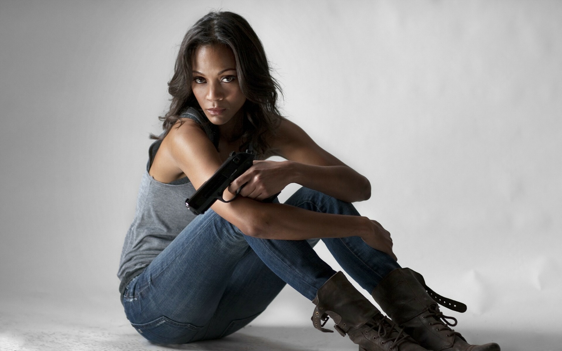 Zoe Saldana, Hollywood actress, Stellar performances, Stunning beauty, 1920x1200 HD Desktop