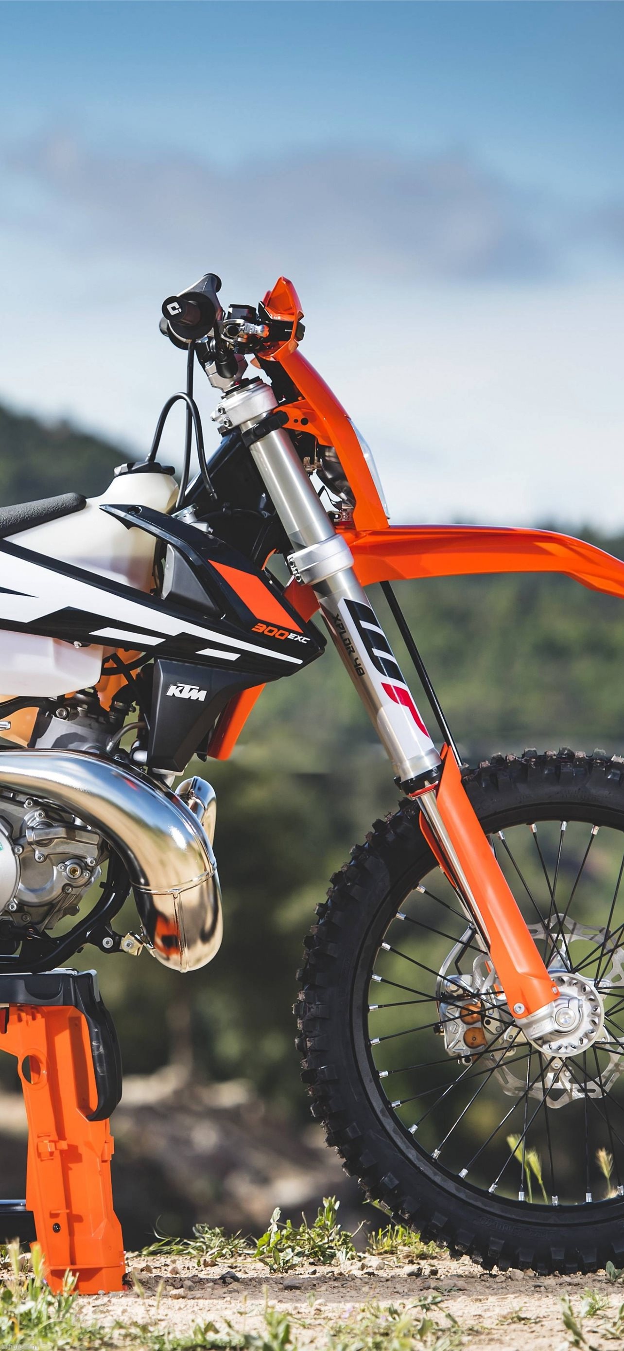 KTM enduro wallpapers, Top free backgrounds, Auto subjects, Motocross, 1290x2780 HD Phone