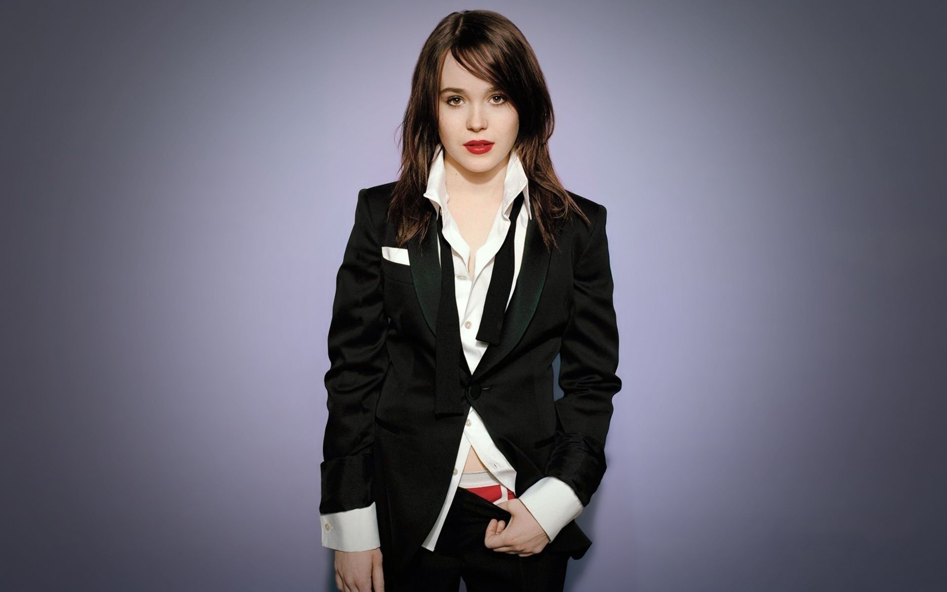 Elliot Page, Talented actor, Ellen Page wallpapers, Acting recognition, 1920x1200 HD Desktop