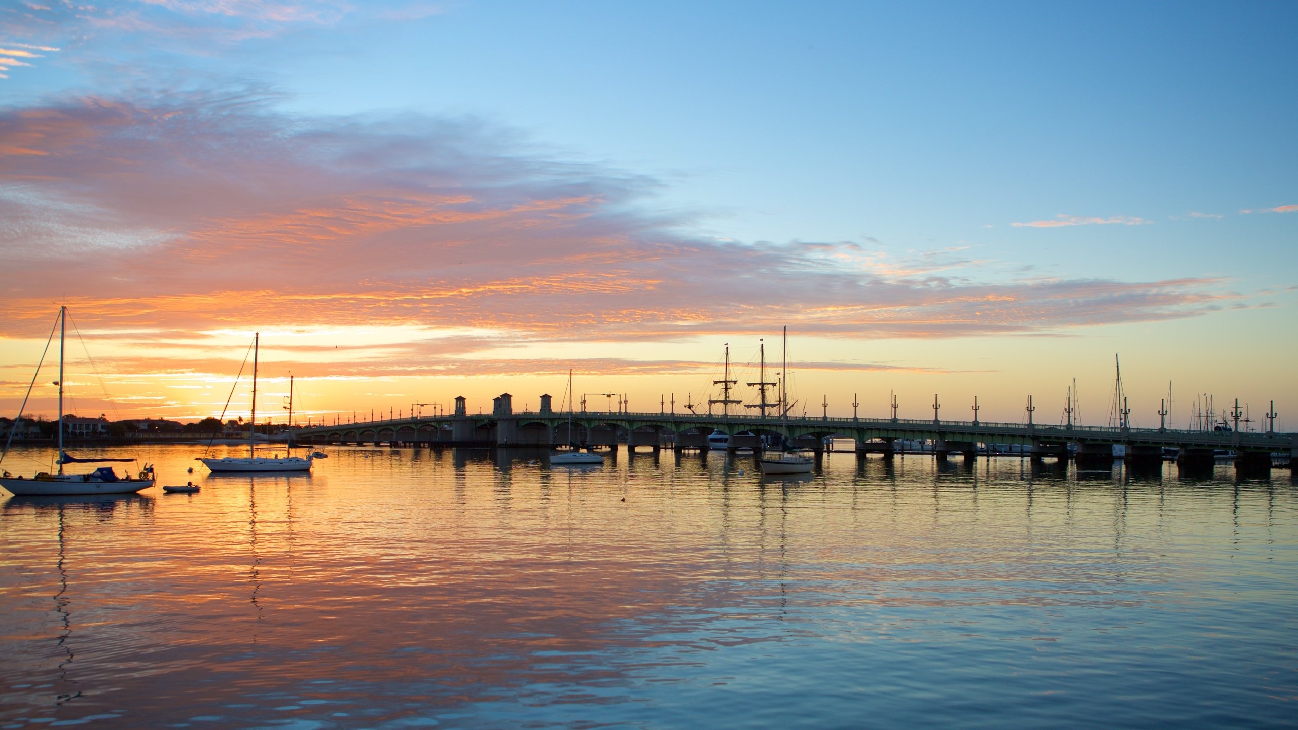 Bridge of Lions, Vacation rentals, St. Augustine, Townhouse rentals, 2560x1440 HD Desktop