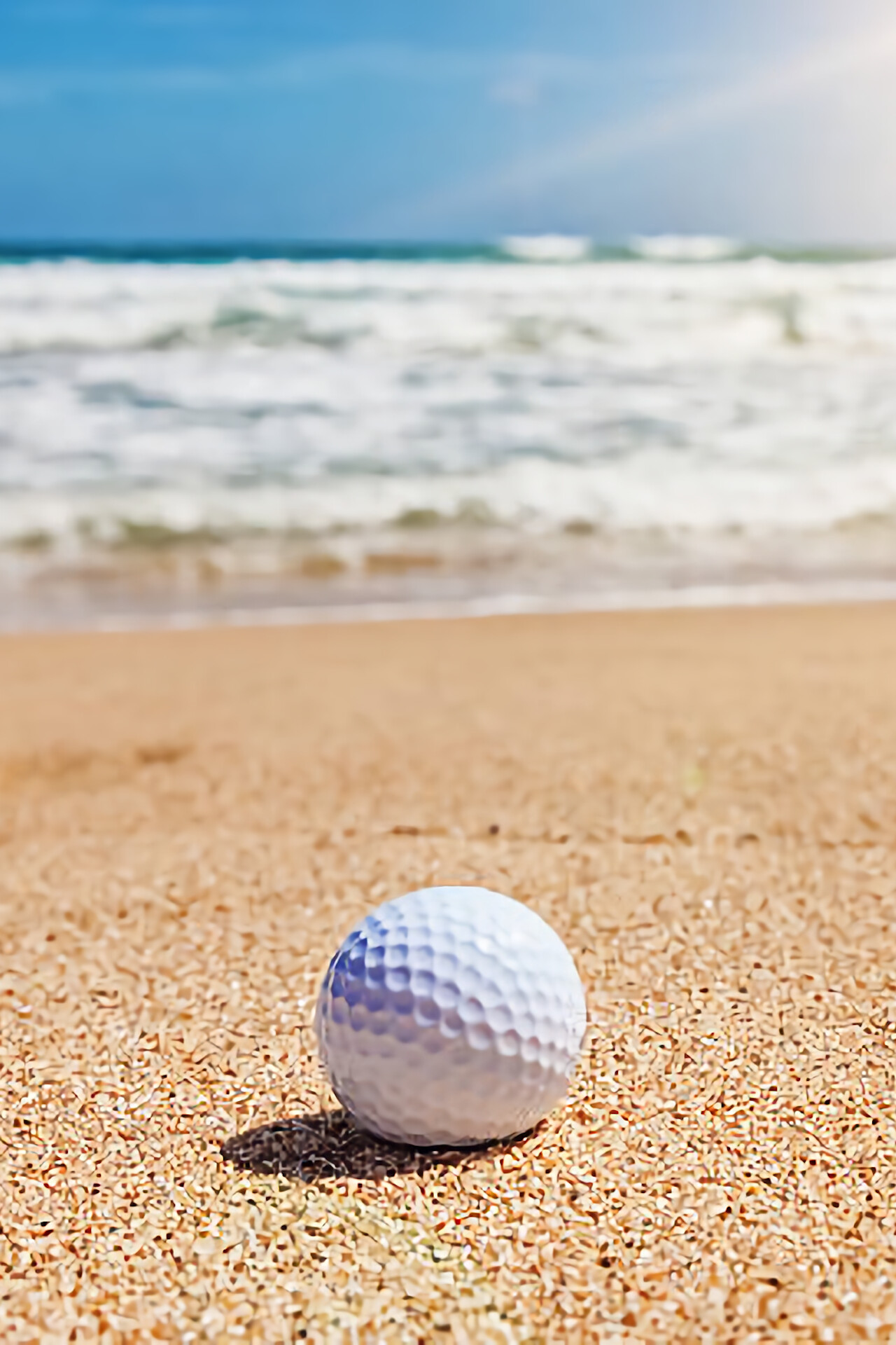 Beach Golf, Coastal breezes, Well-manicured greens, Casual game, 1280x1920 HD Phone