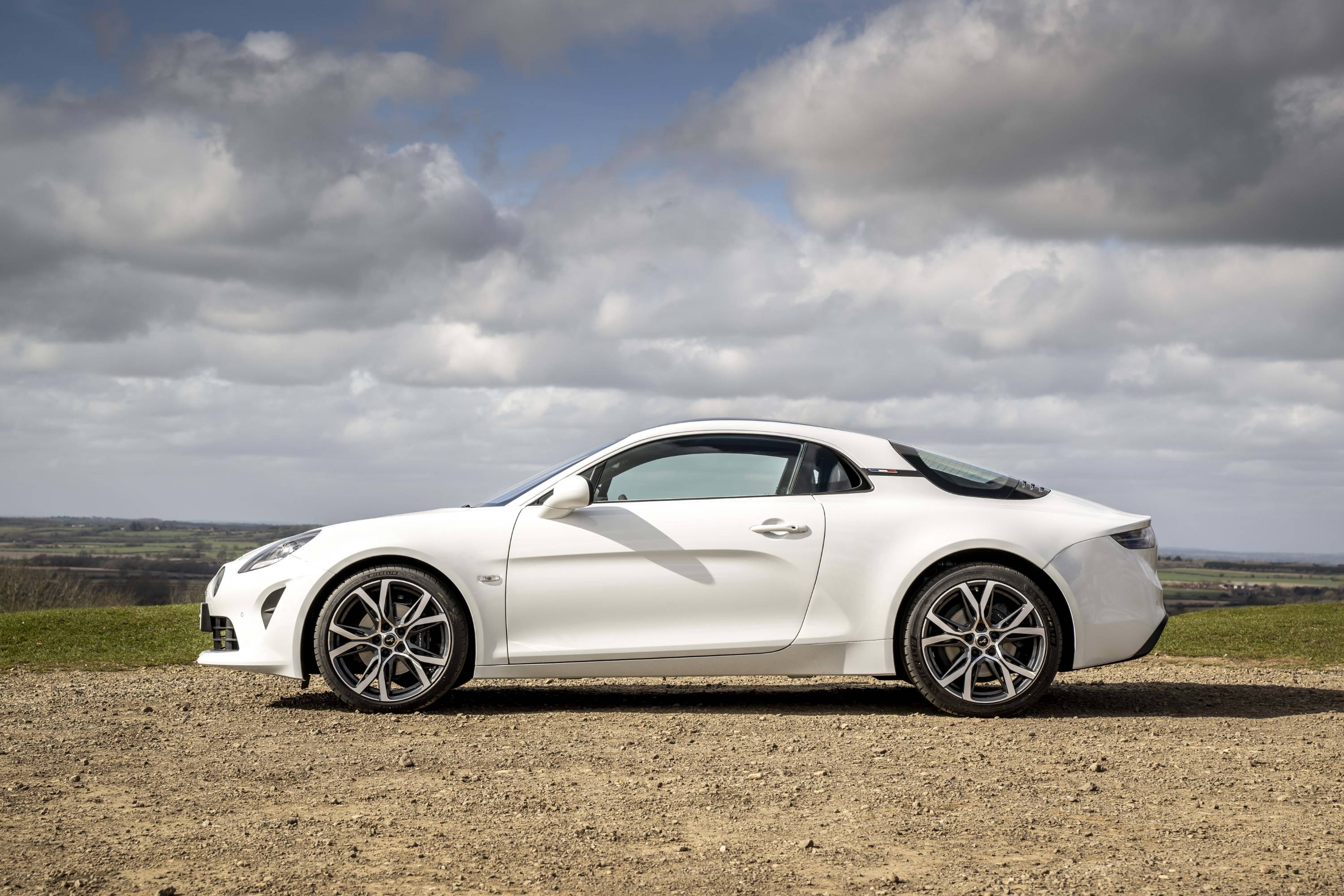 Alpine A110 2022, modern classic, performance racer, French engineering, 3000x2000 HD Desktop