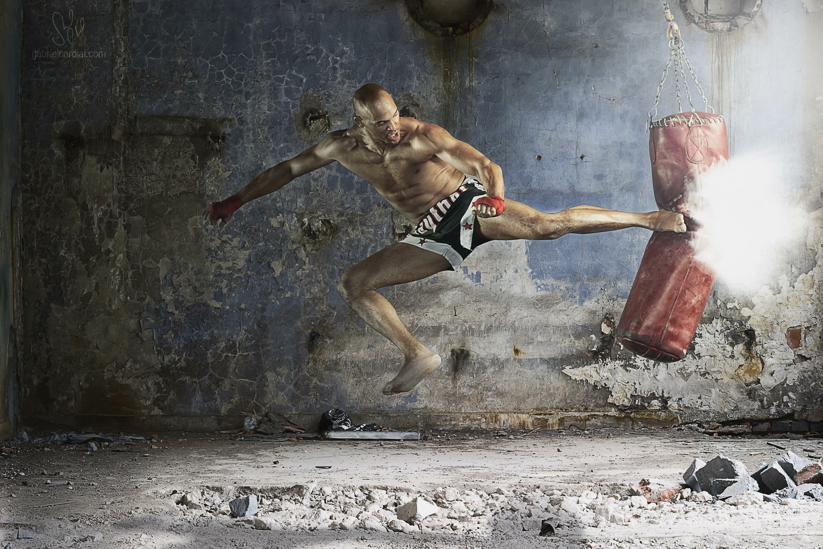 Kickboxing legends, Impressive technique, Powerful strikes, Competitive sport, 2800x1870 HD Desktop