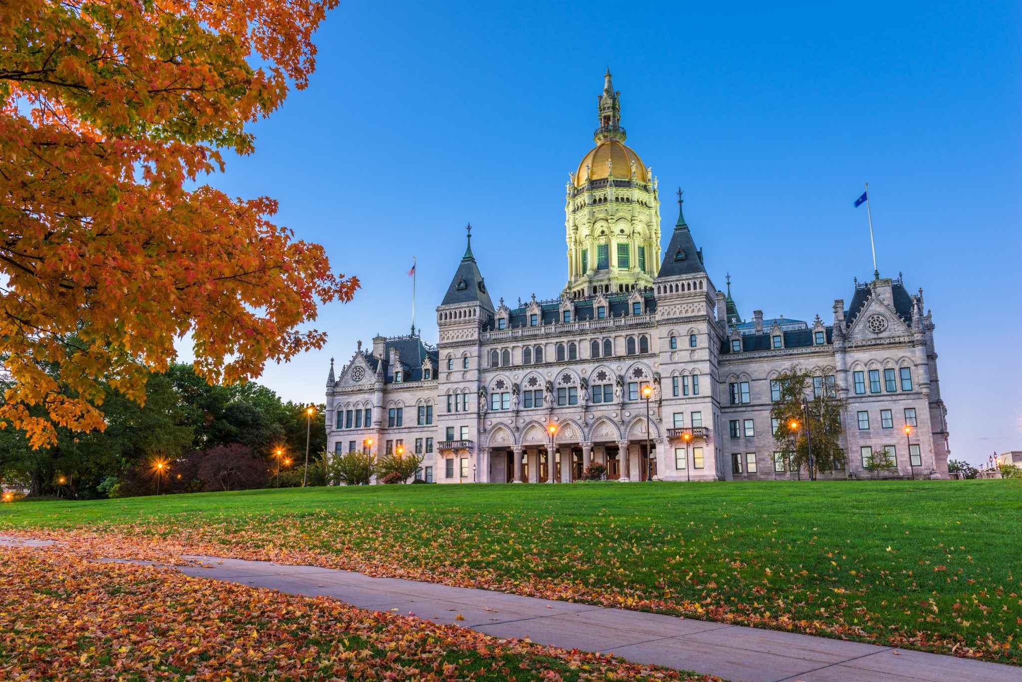 Connecticut State Capitol, Hartford Insurtech Hub, 2050x1370 HD Desktop