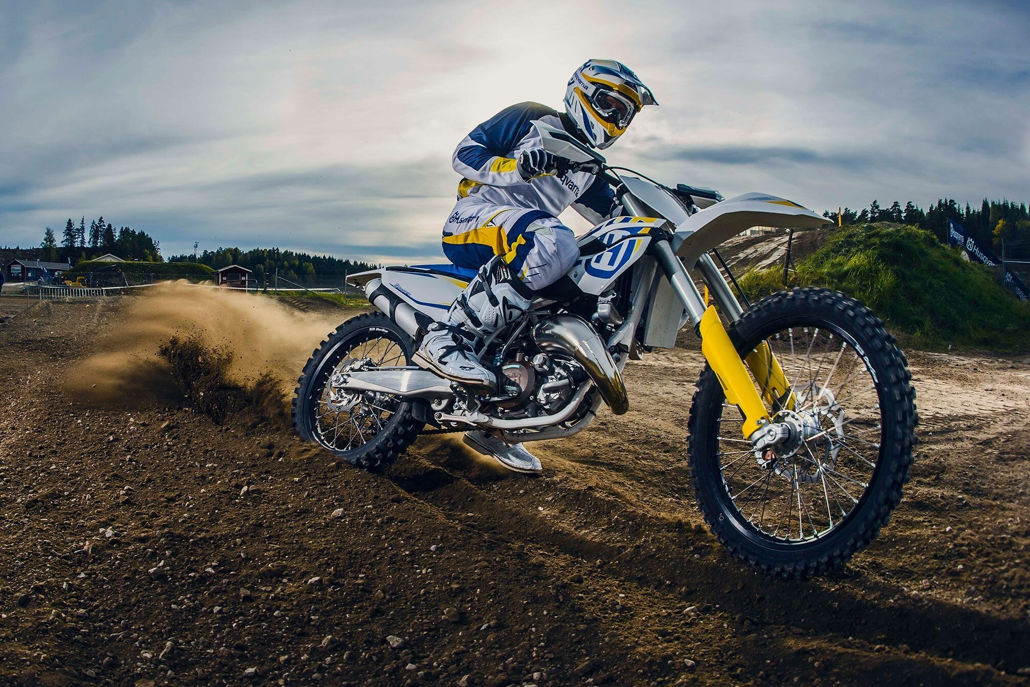 Husqvarna Wallpapers, Full HD beauty, Motocross excellence, Stunning visuals, 2020x1350 HD Desktop