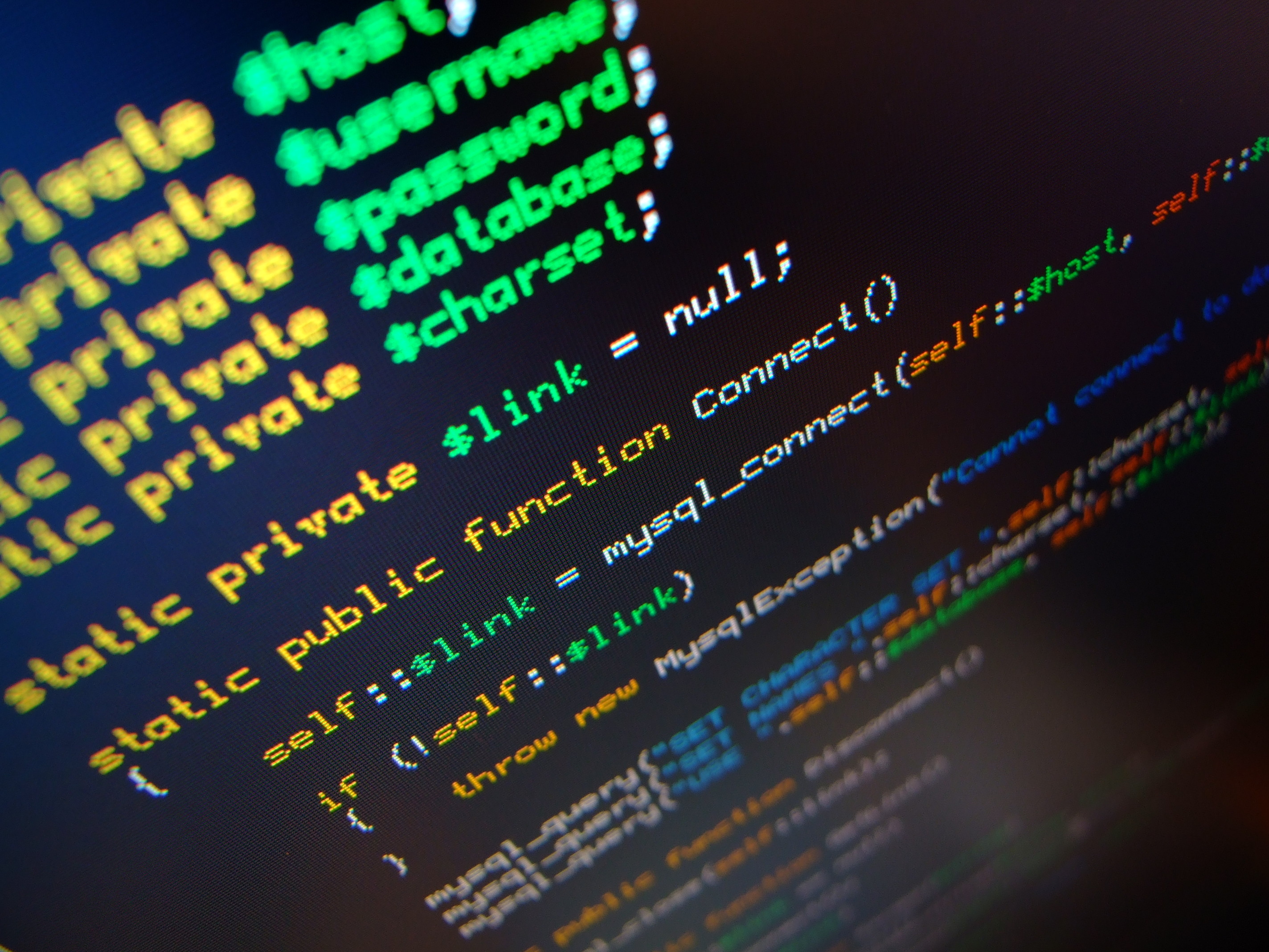 PHP database connection code, mysql_connect function, computer screen close-up, HD Desktop wallpaper