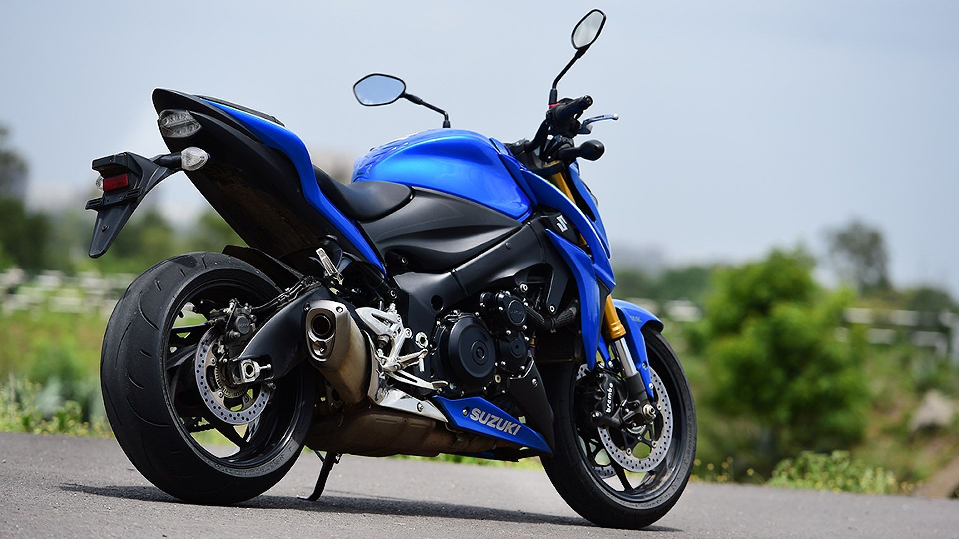 Suzuki GSX-S1000, Auto performance, Sleek design, Road-ready, 1920x1080 Full HD Desktop