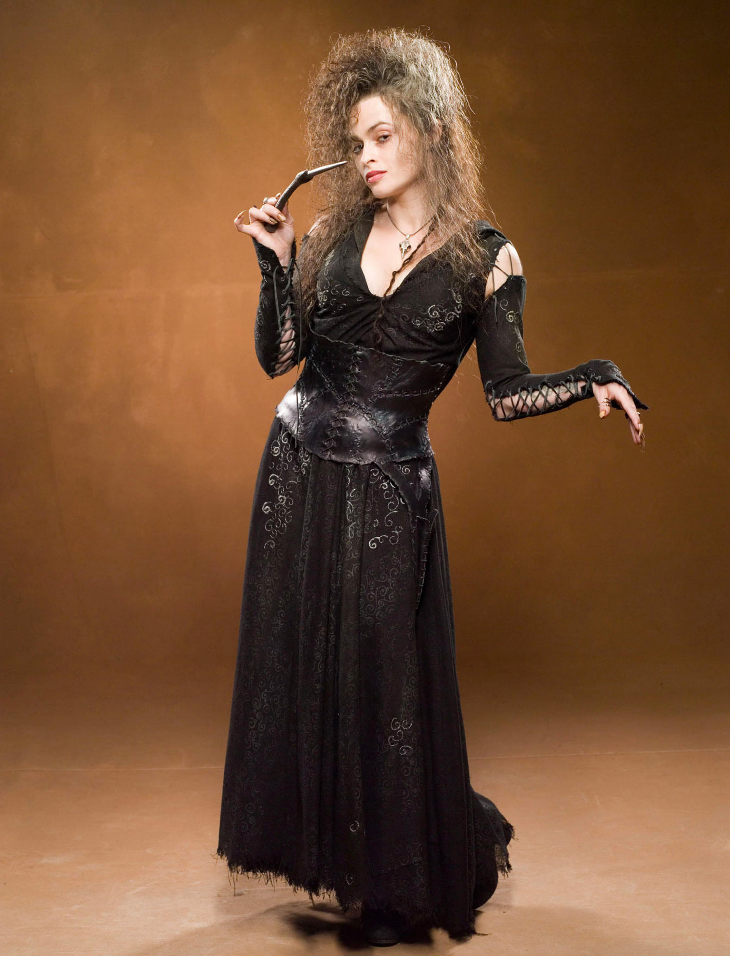 Bellatrix Lestrange, Sinister gaze, Harry Potter fan zone, 1500x1970 HD Phone