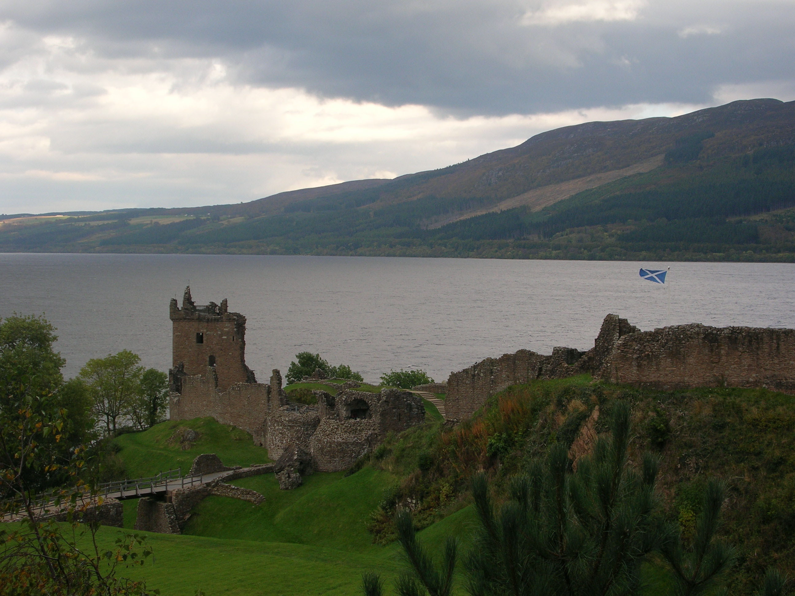 Loch Ness, Breathtaking wallpapers, Loch Ness images, Stunning visuals, 2600x1950 HD Desktop