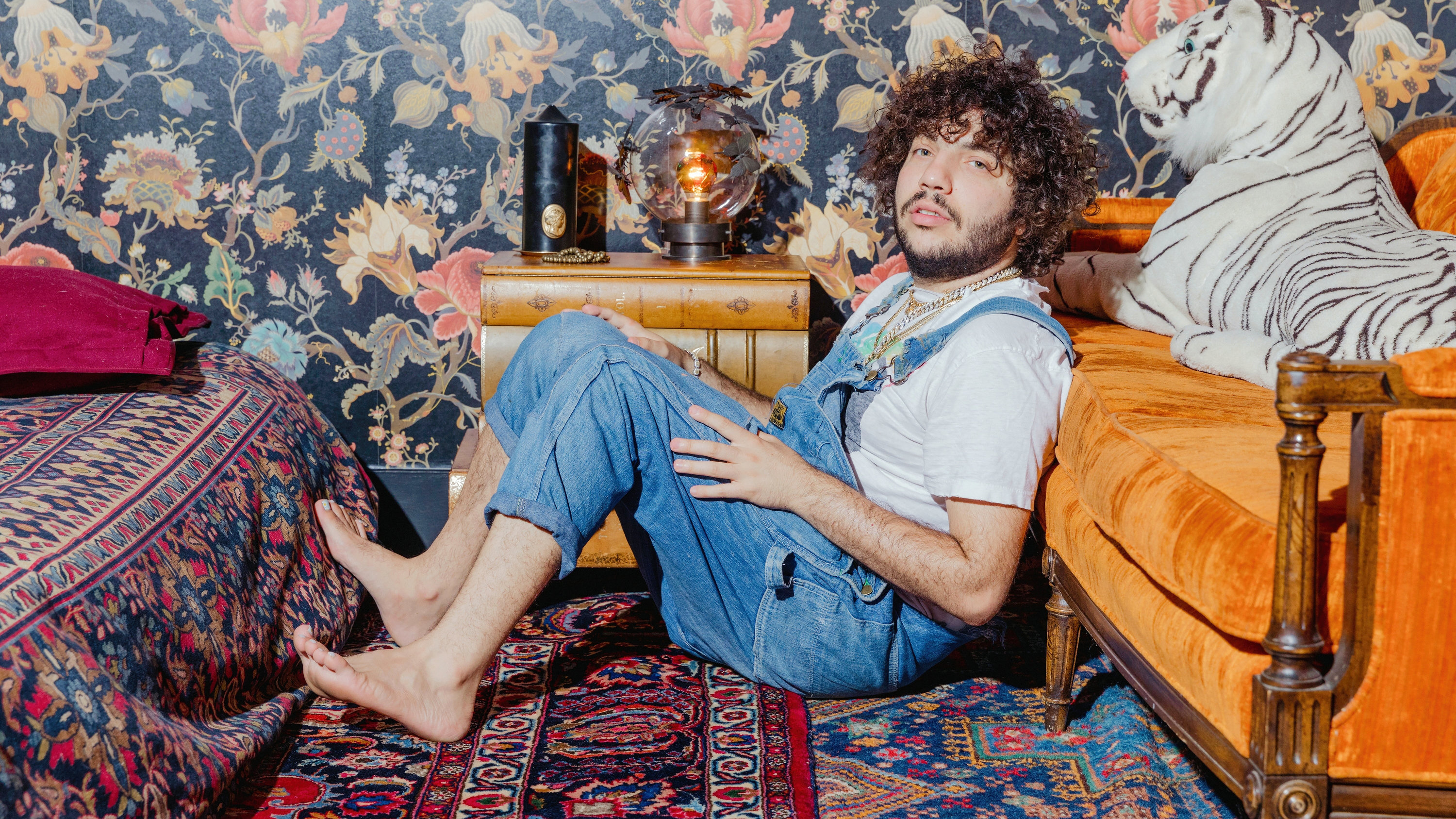 Benny Blanco, Popular oddball, NY Times article, 3000x1690 HD Desktop