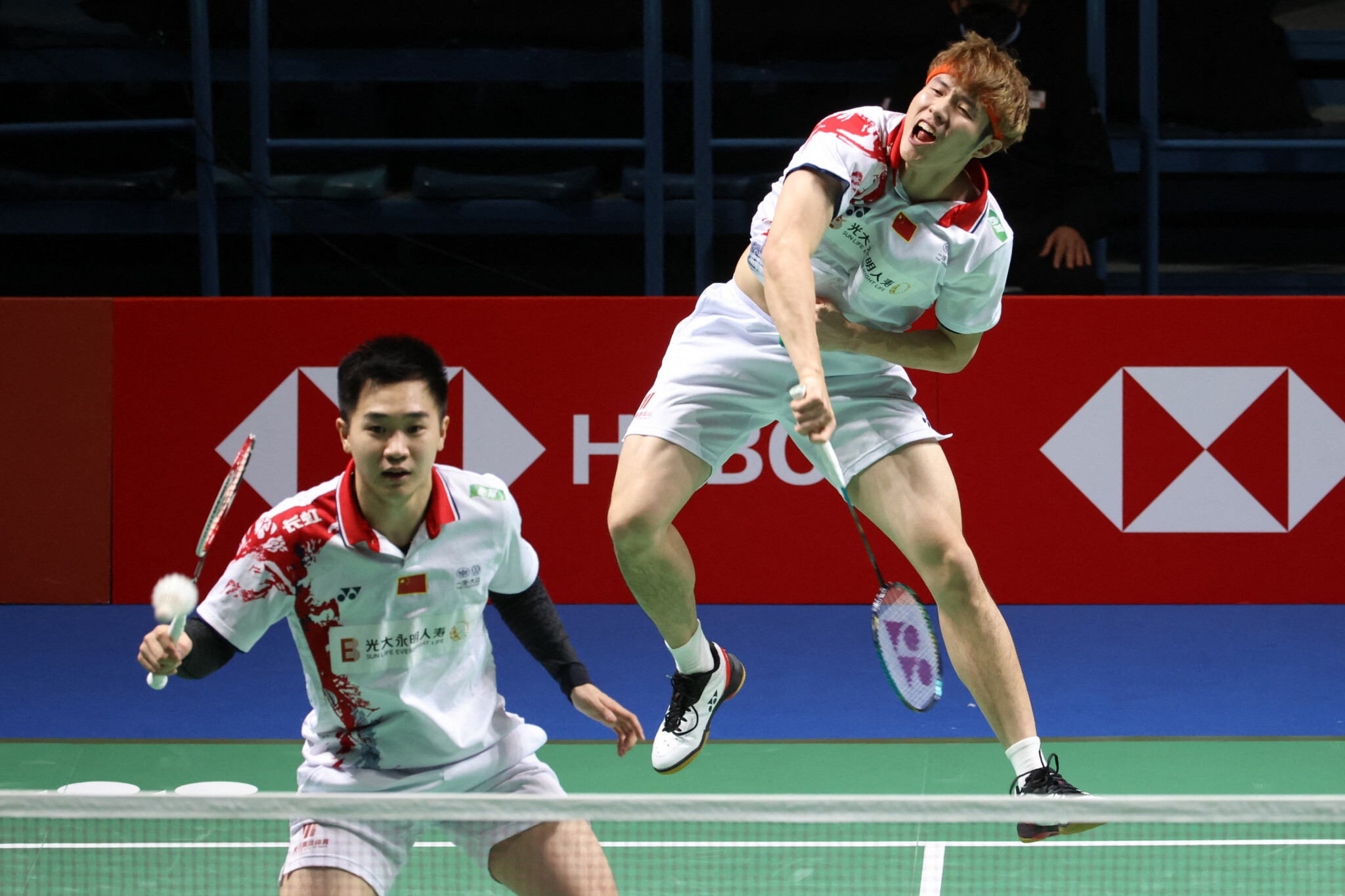 He Jiting, Badminton speed, Explosive movement, Lightning quick, 2050x1370 HD Desktop