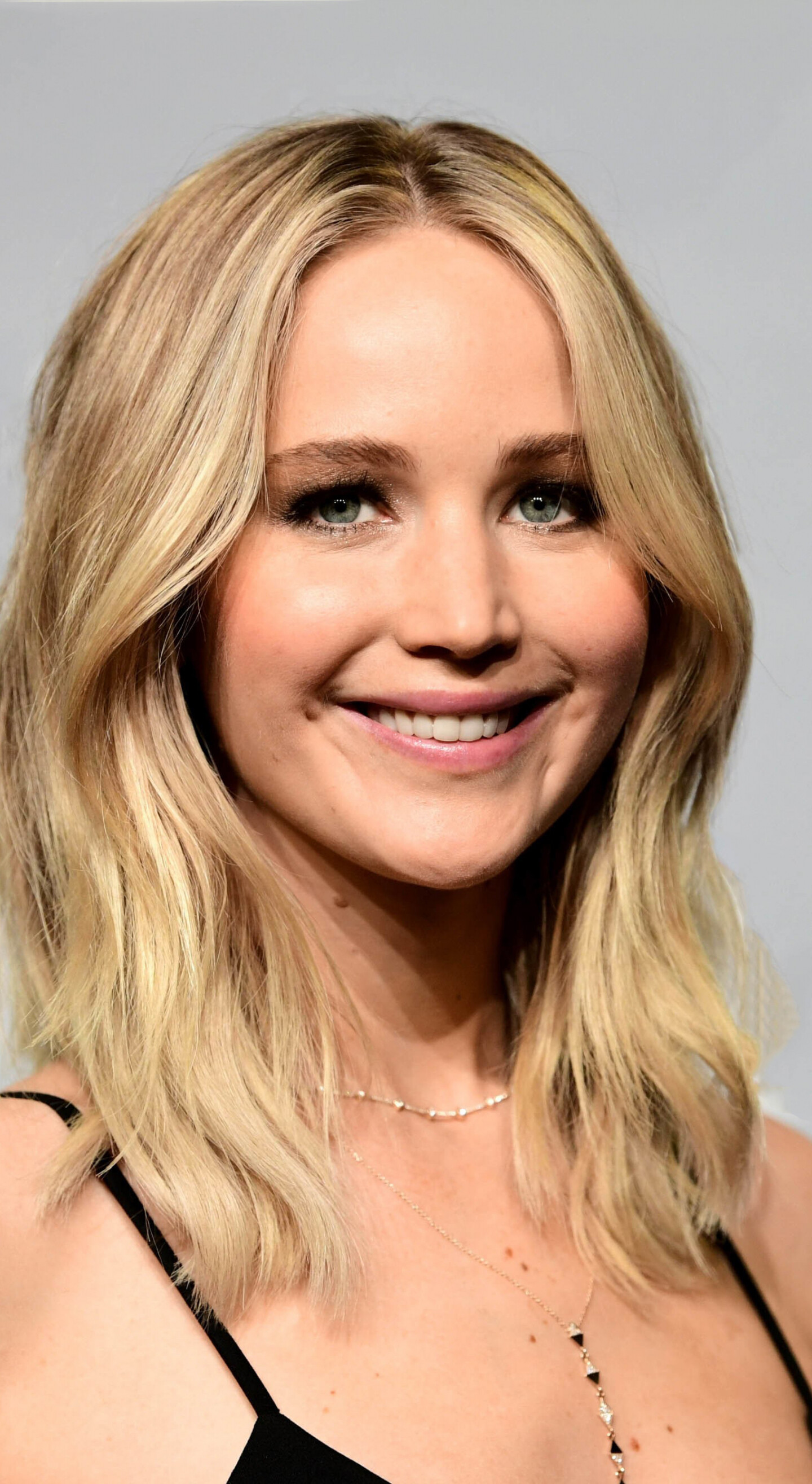 Jennifer Lawrence, Blonde beauty, Samsung Galaxy Note 8, HD image, 1440x2630 HD Phone