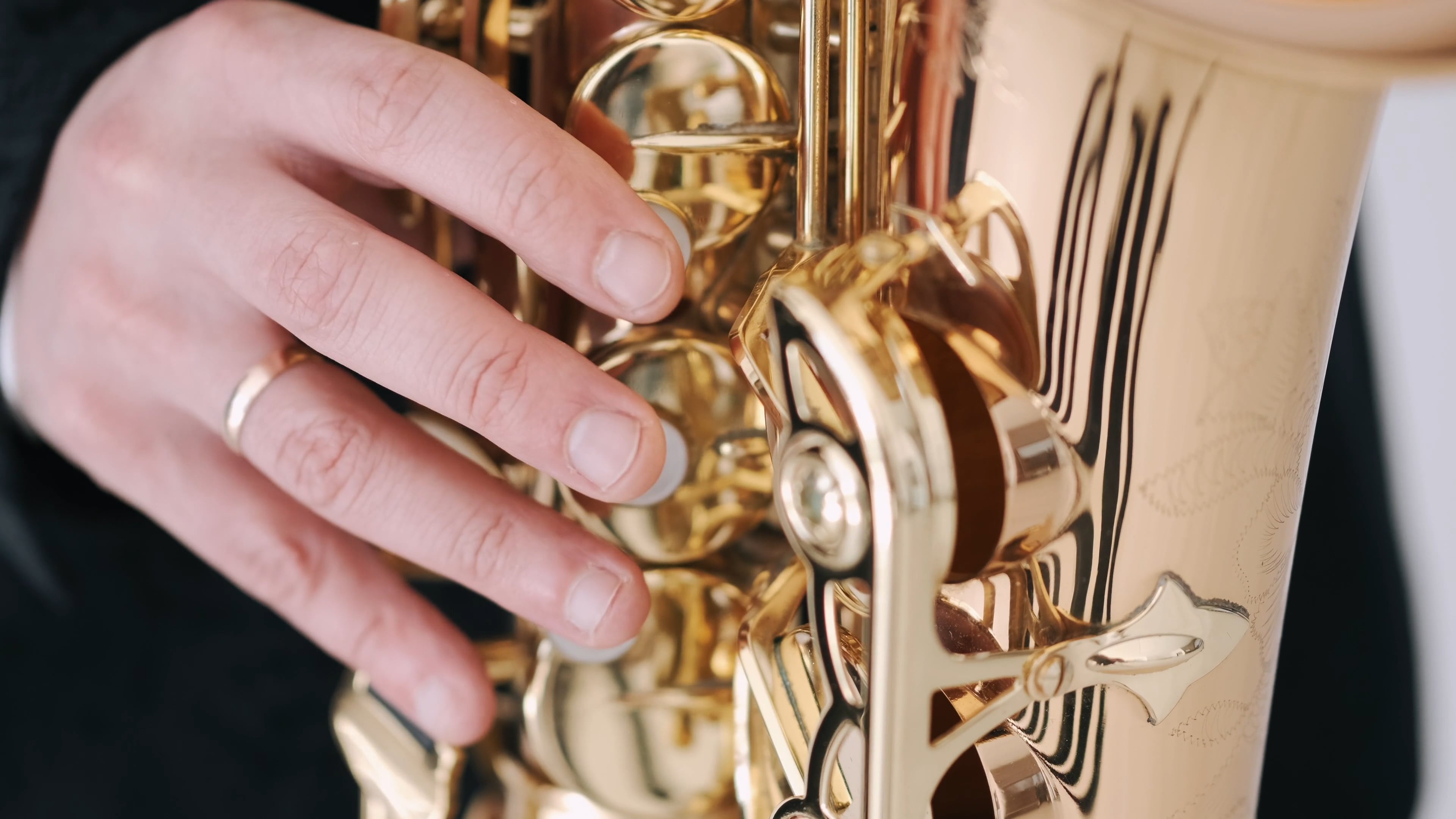 Saxophone, Person playing, Free stock video, Musical performance, 3840x2160 4K Desktop