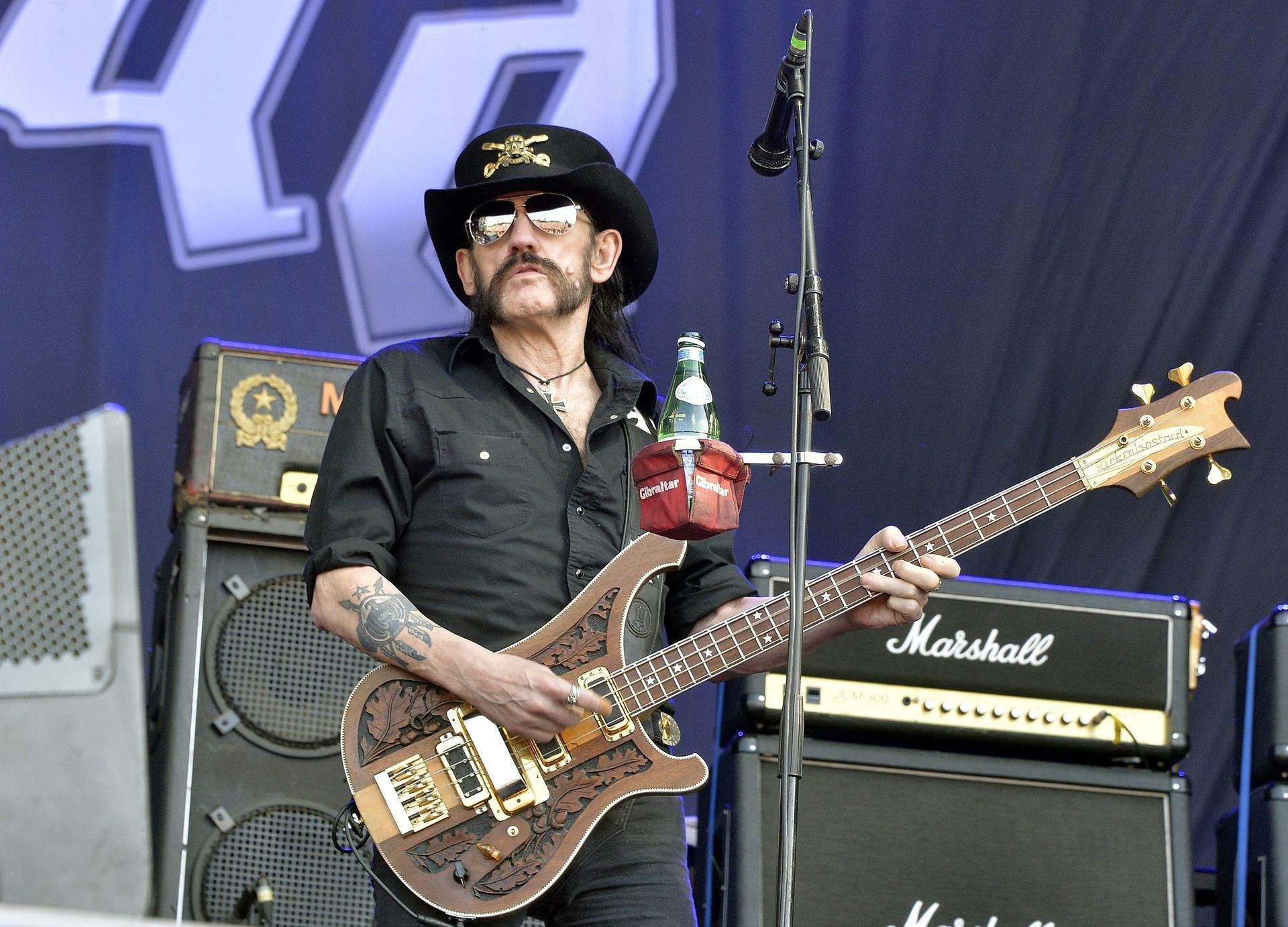 Lemmy Kilmister, Motorhead frontman, Heavy metal legend, Tribute, 1920x1390 HD Desktop