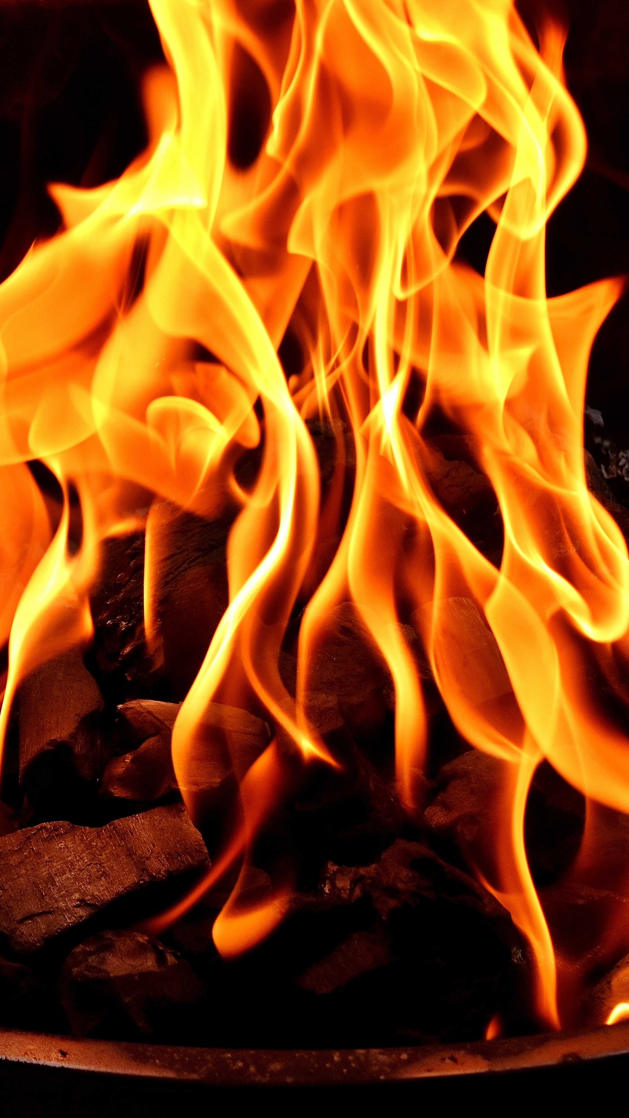 Bonfire, Fire Wallpaper, 2160x3840 4K Phone