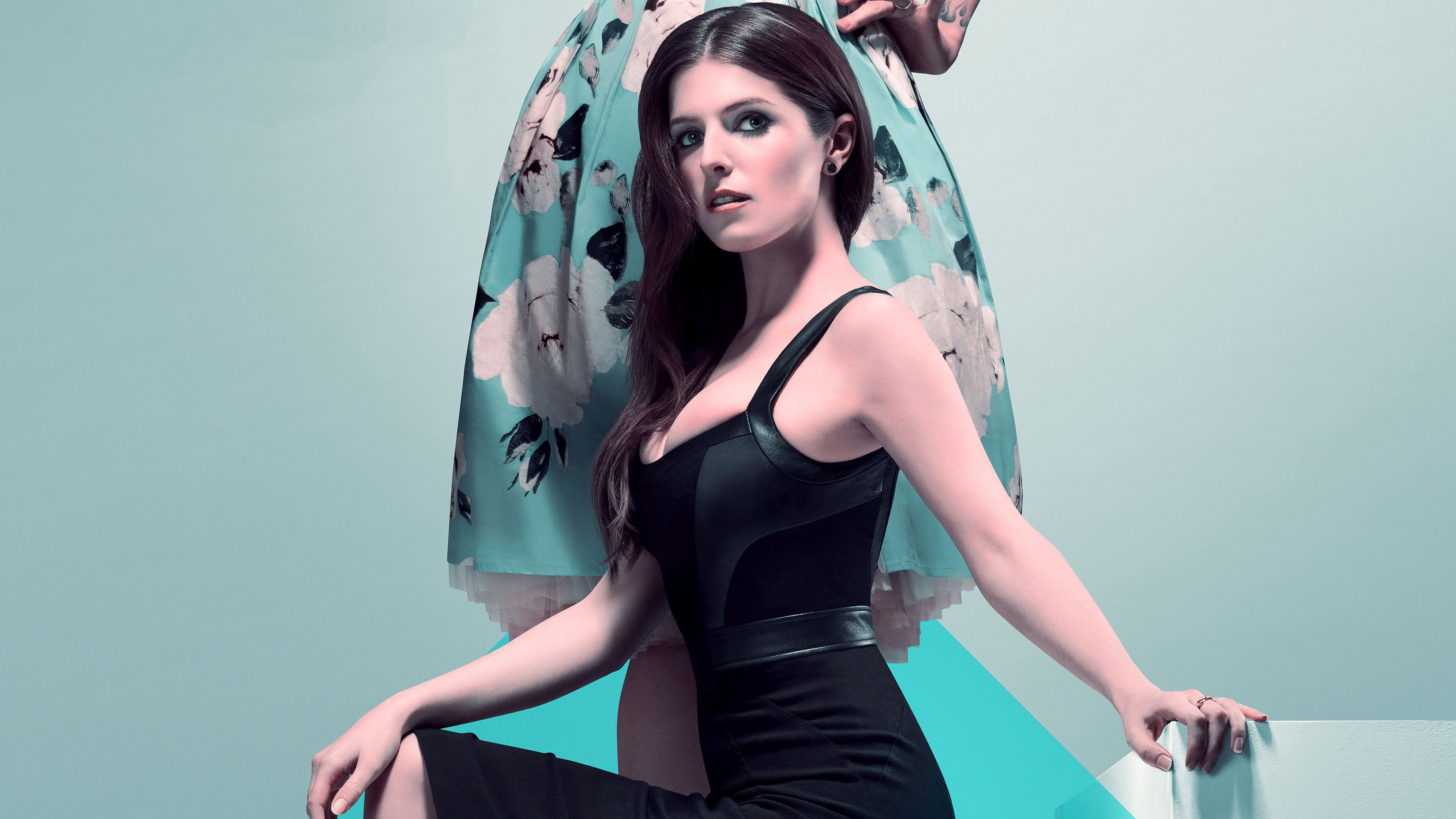 Mystery thriller, A simple favor, Anna Kendrick's performance, Stunning 4k visuals, 3300x1860 HD Desktop