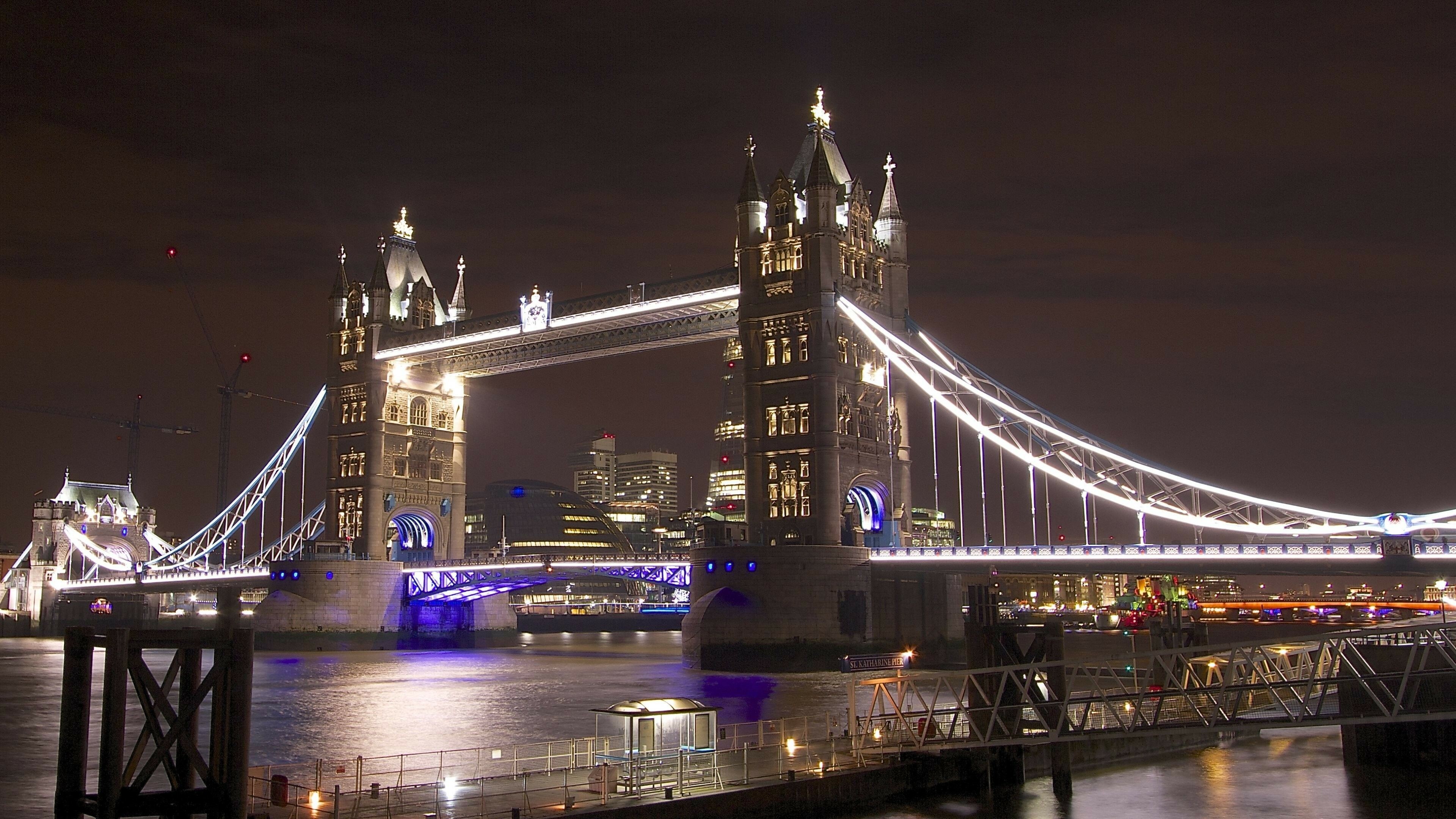 Night view, Tower Bridge Wallpaper, 3840x2160 4K Desktop