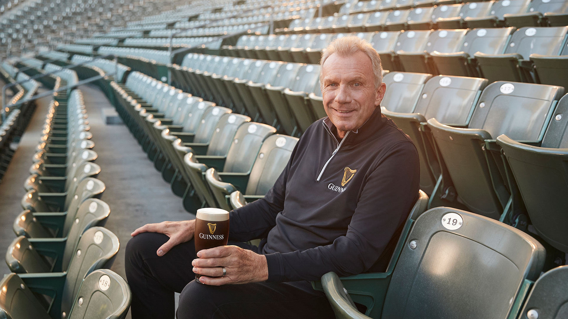 Guinness commercial, Joe Montana Wallpaper, 1920x1080 Full HD Desktop