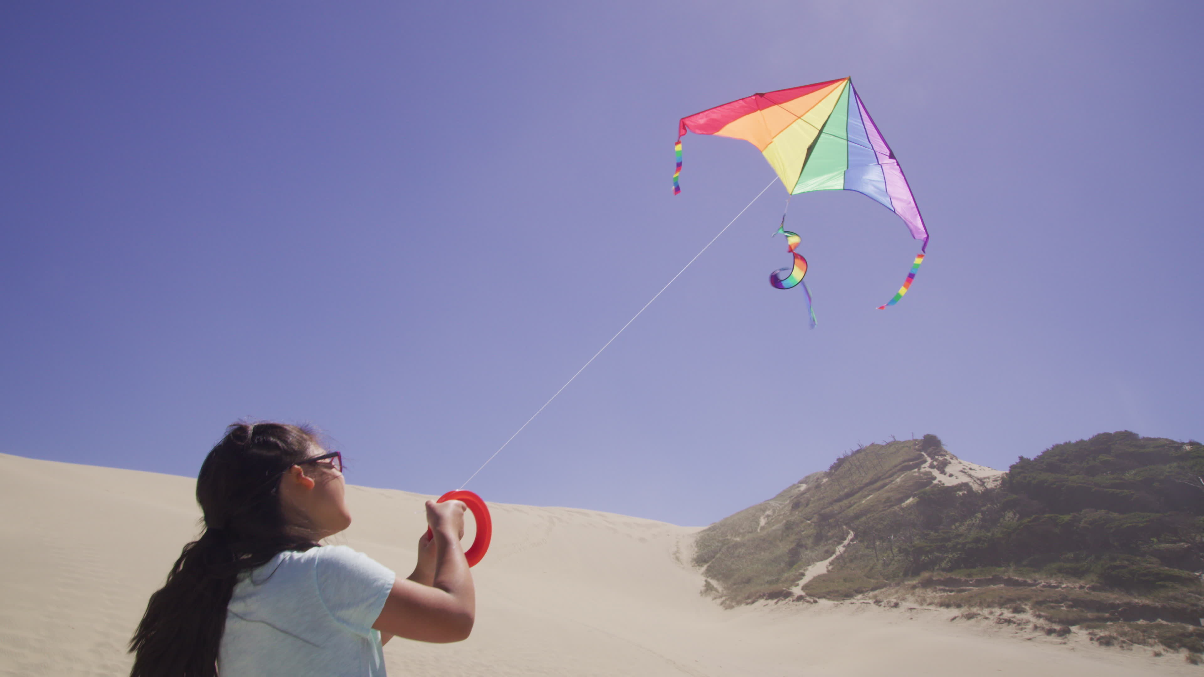 Kite Sports, Beach adventure, Joyful girl flying kite, Coastal serenity, 3840x2160 4K Desktop