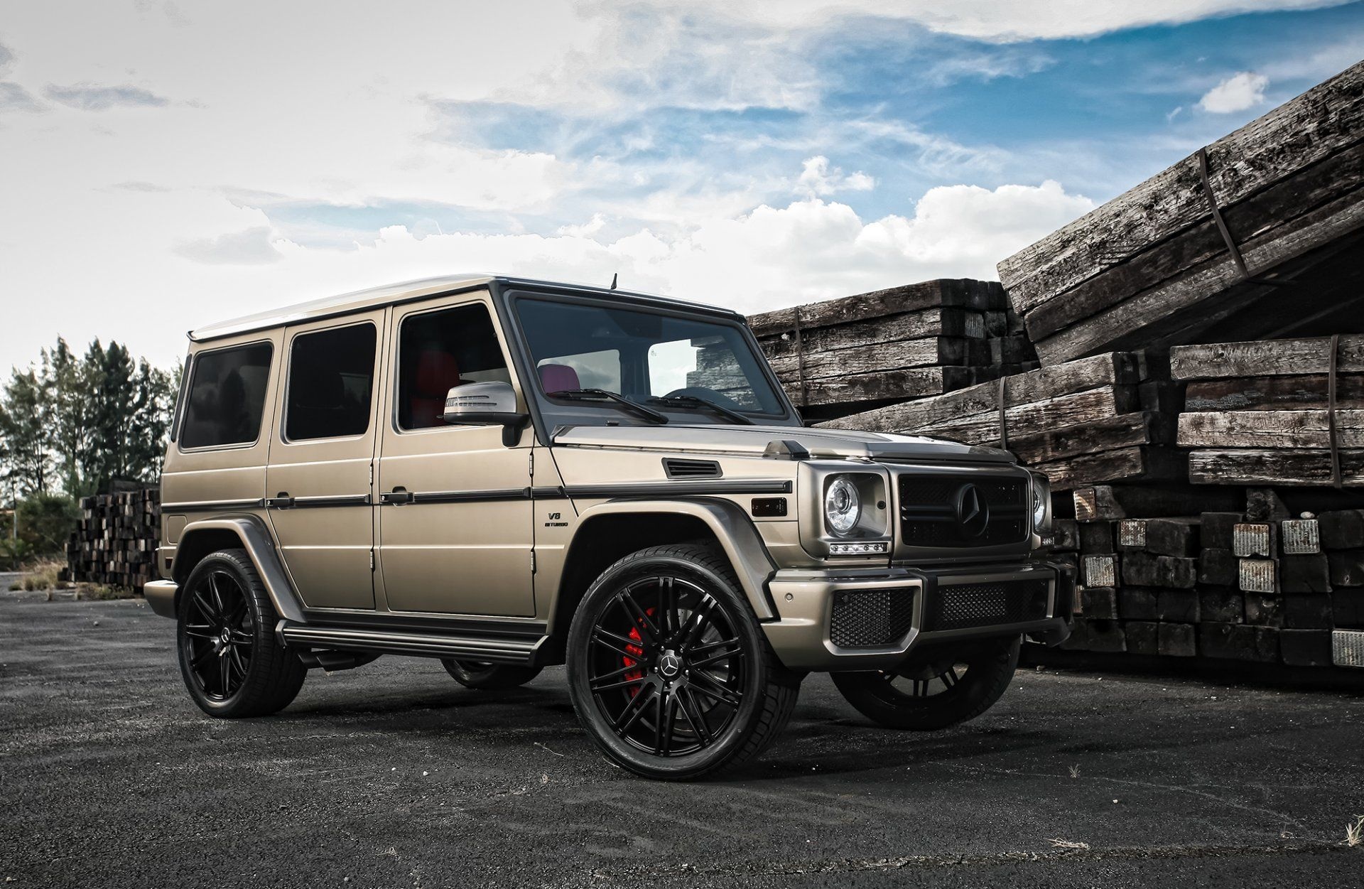 G 63 AMG Right Side, Mercedes-Benz G-Class Wallpaper, 1920x1260 HD Desktop